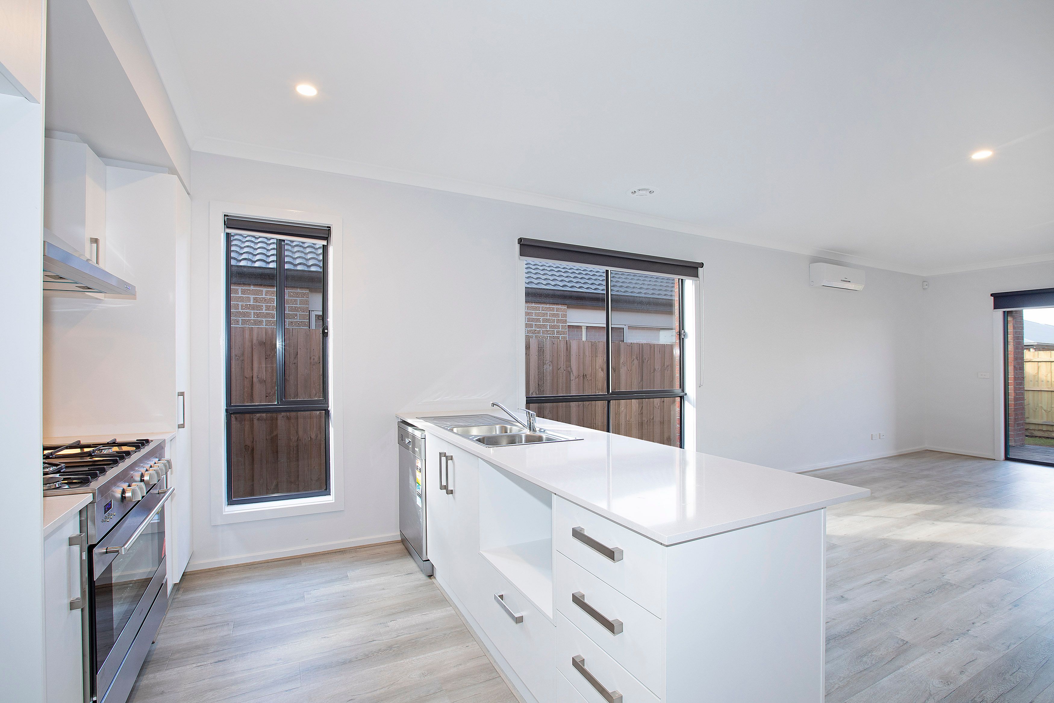 32 Lance Drive, Armstrong Creek, VIC 3217