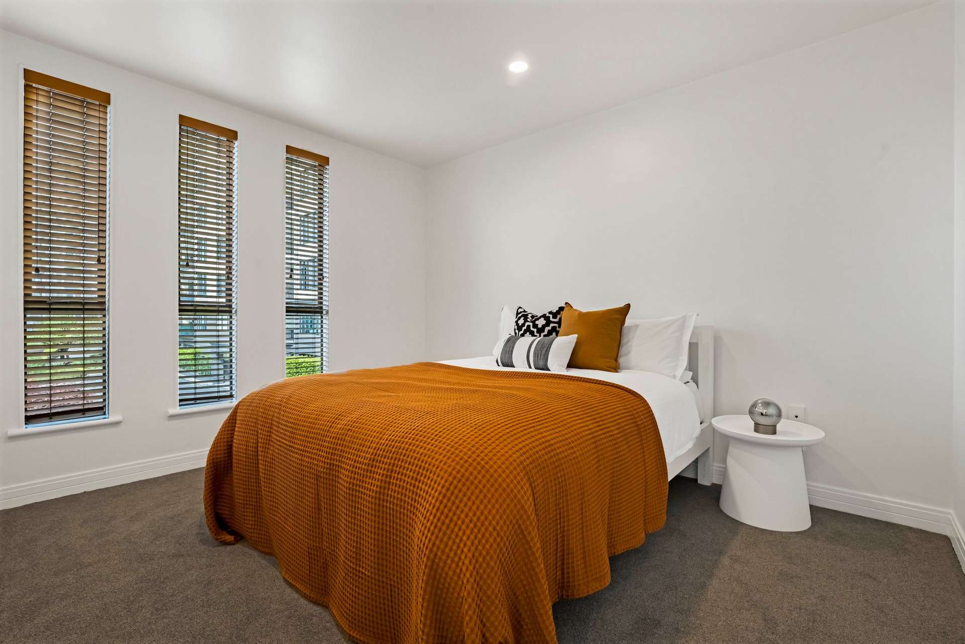 2A/1 Furneaux Way photo 11