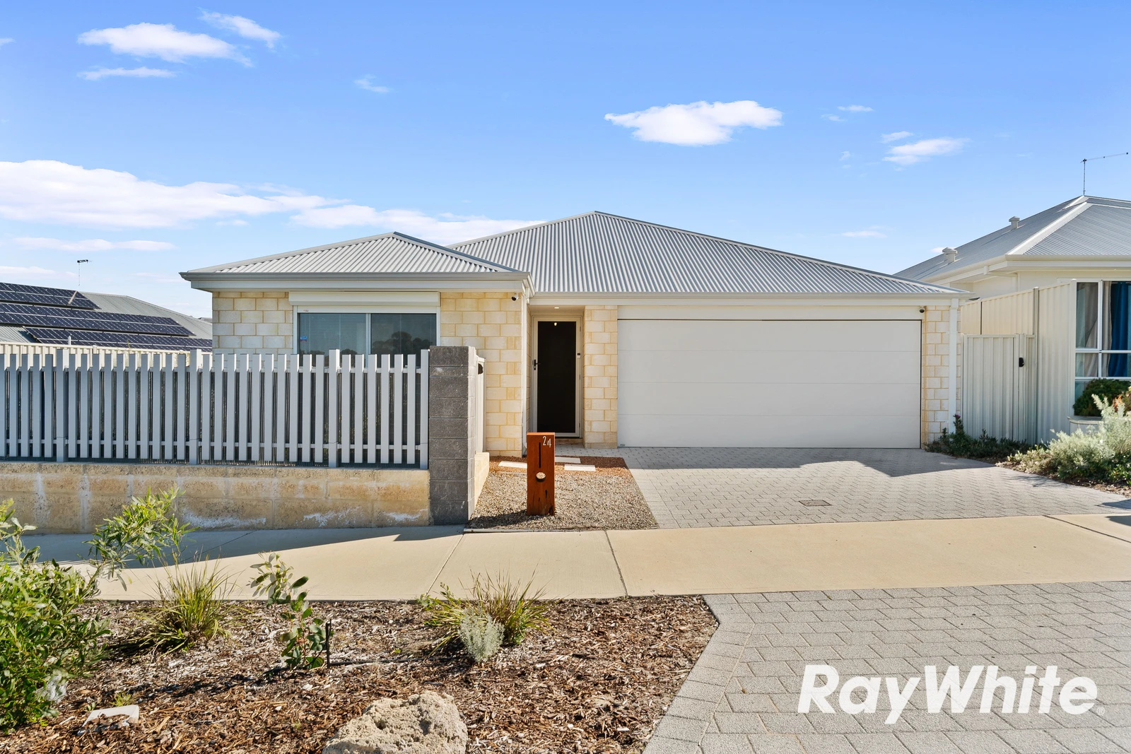 24 Israelite Avenue, Golden Bay, WA 6174