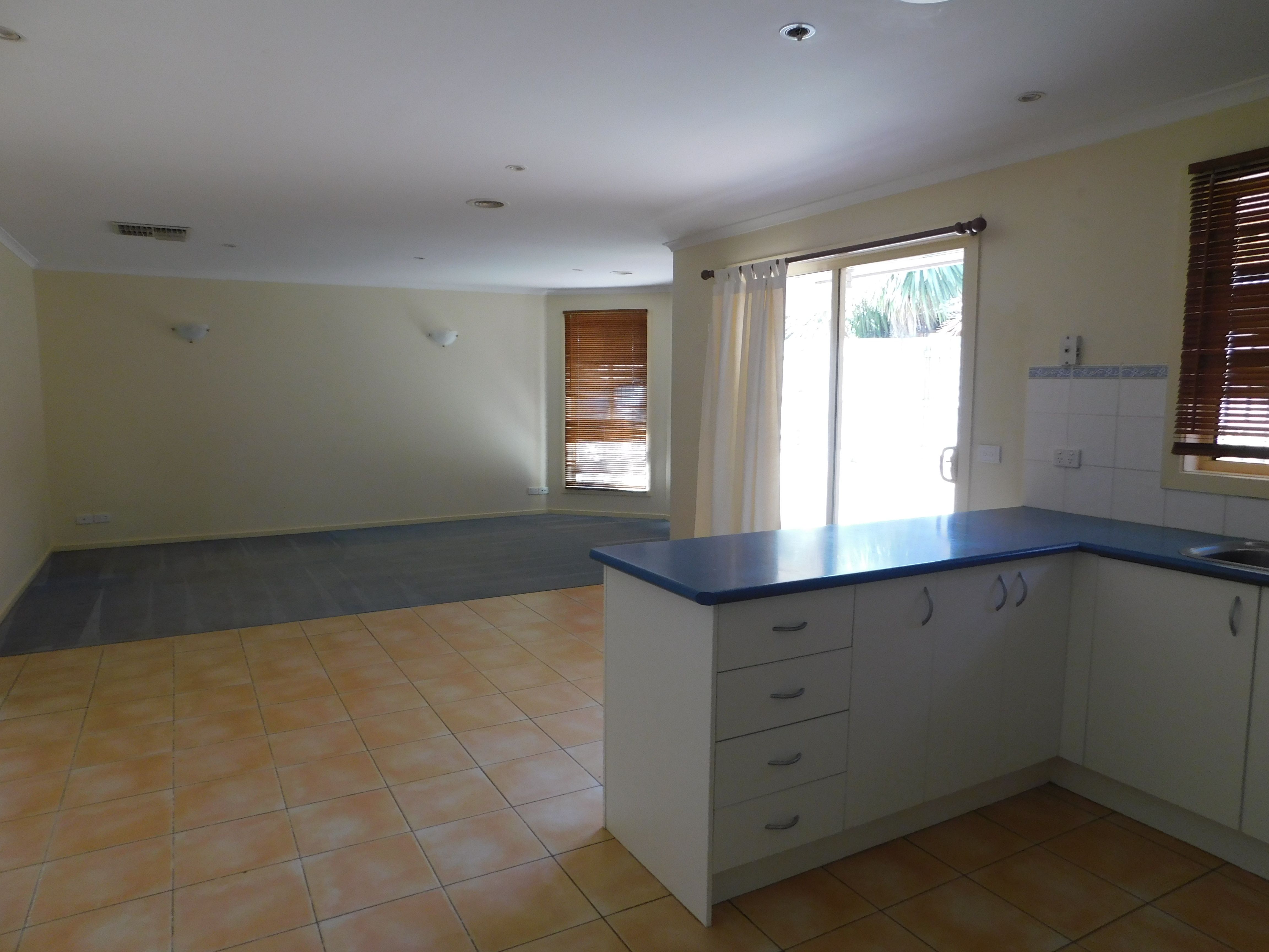 5 Lazar Grove, South Morang, VIC 3752