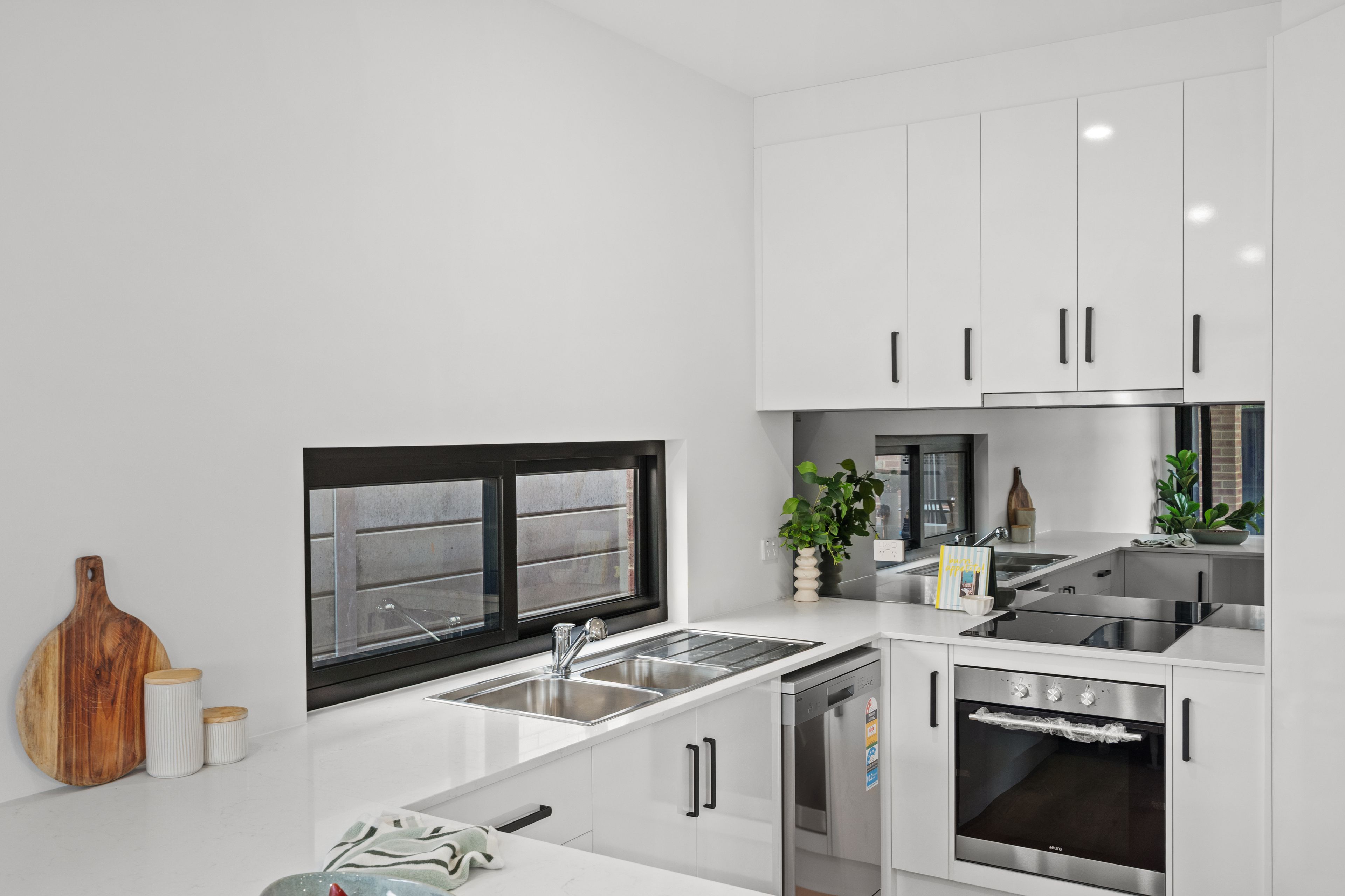 22B Graham Street — photo 8 of 20