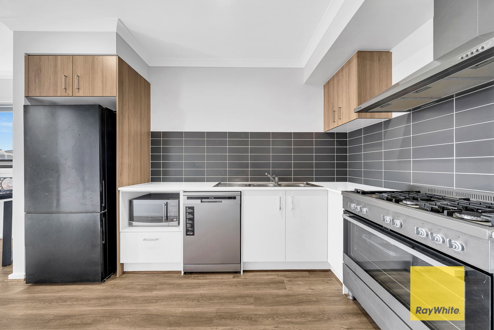48 Altura Drive — photo 4 of 16