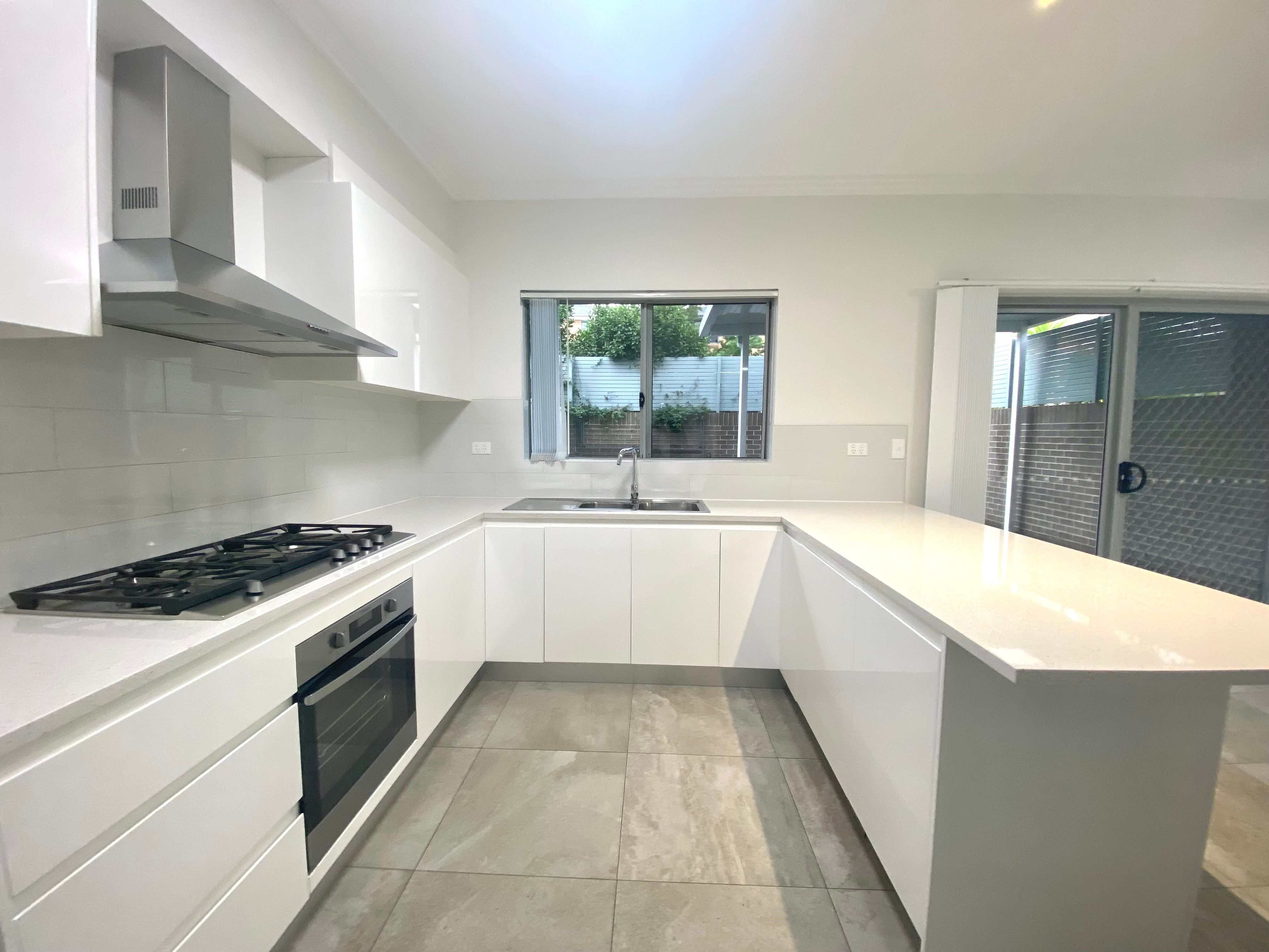 29/20 Old Glenfield Road, Casula, NSW 2170