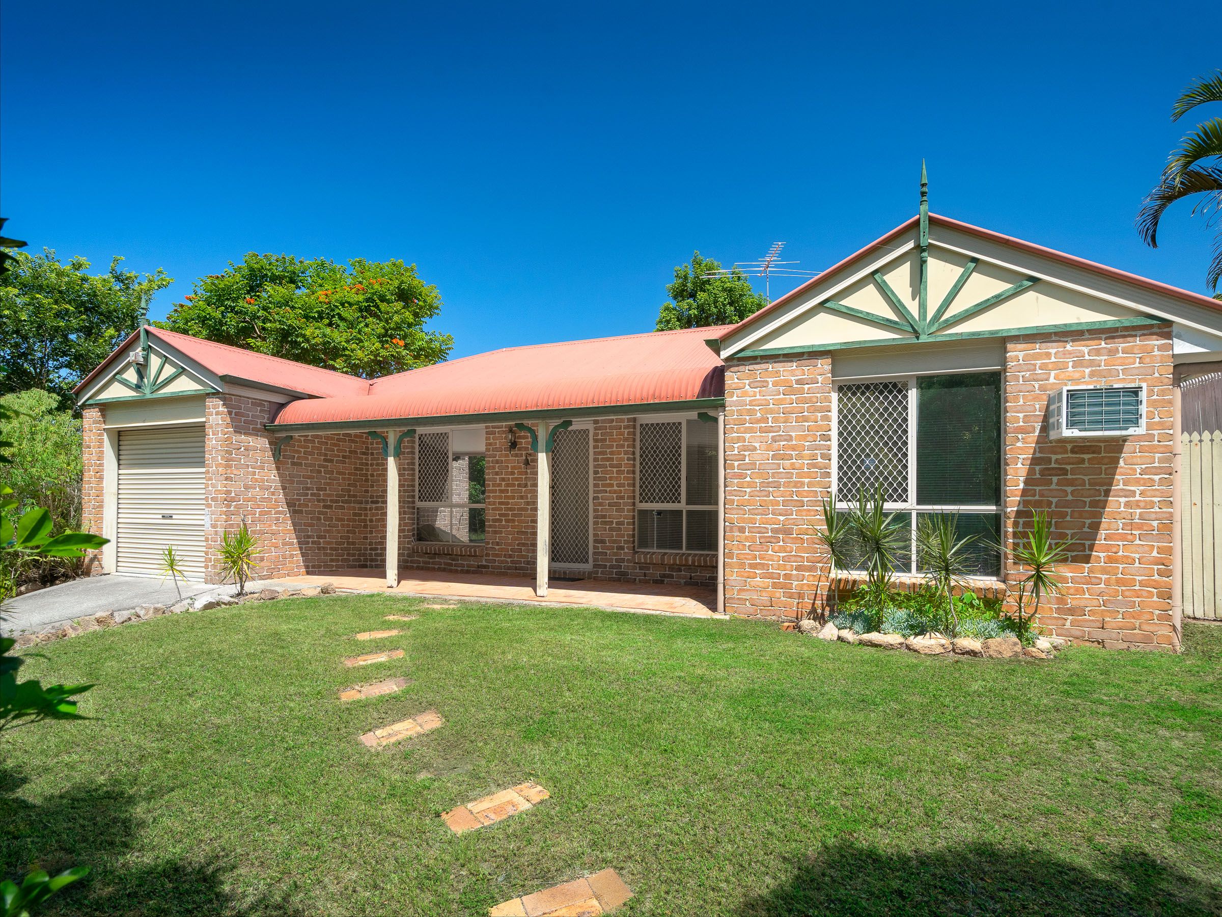 29 Wyncroft Street, Holland Park, QLD 4121 Sold House Ray White