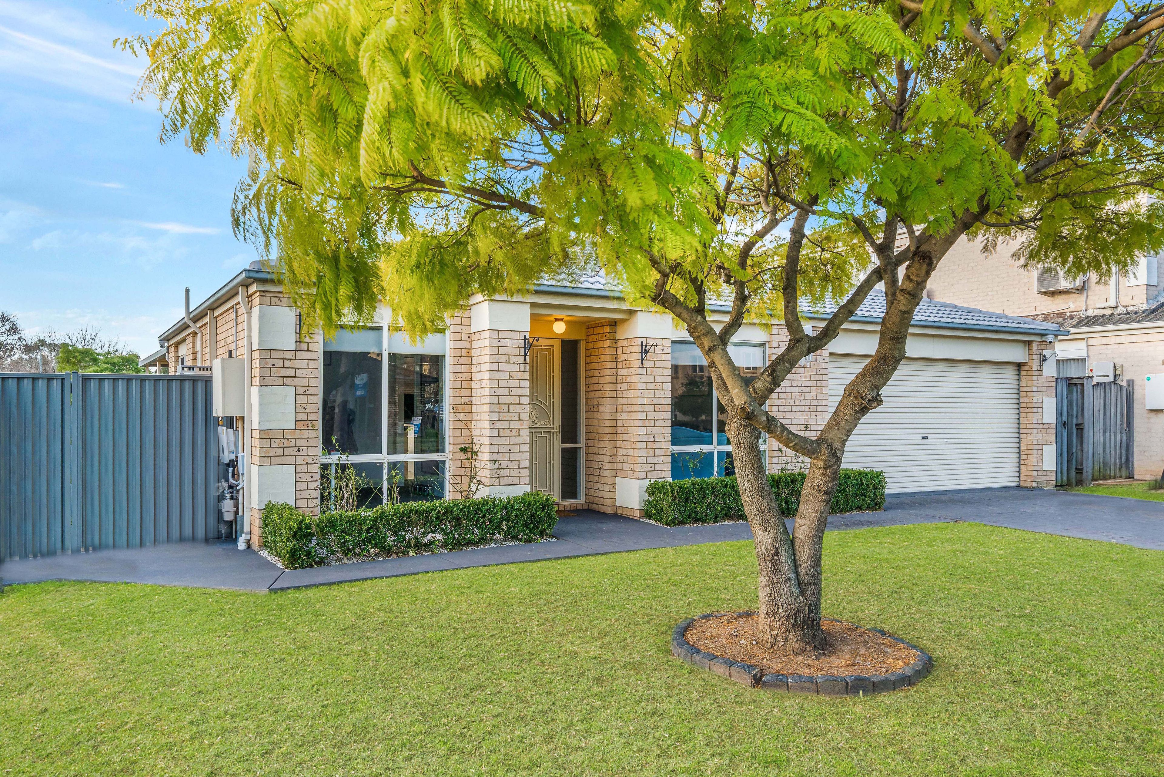15 Dalmeny Drive, Prestons, NSW 2170