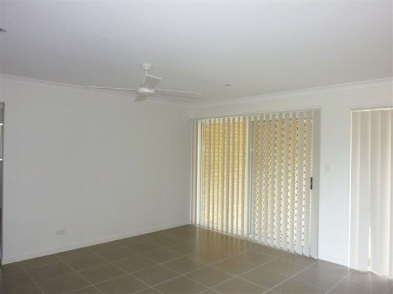 3 Larkin Court — photo 4 of 5