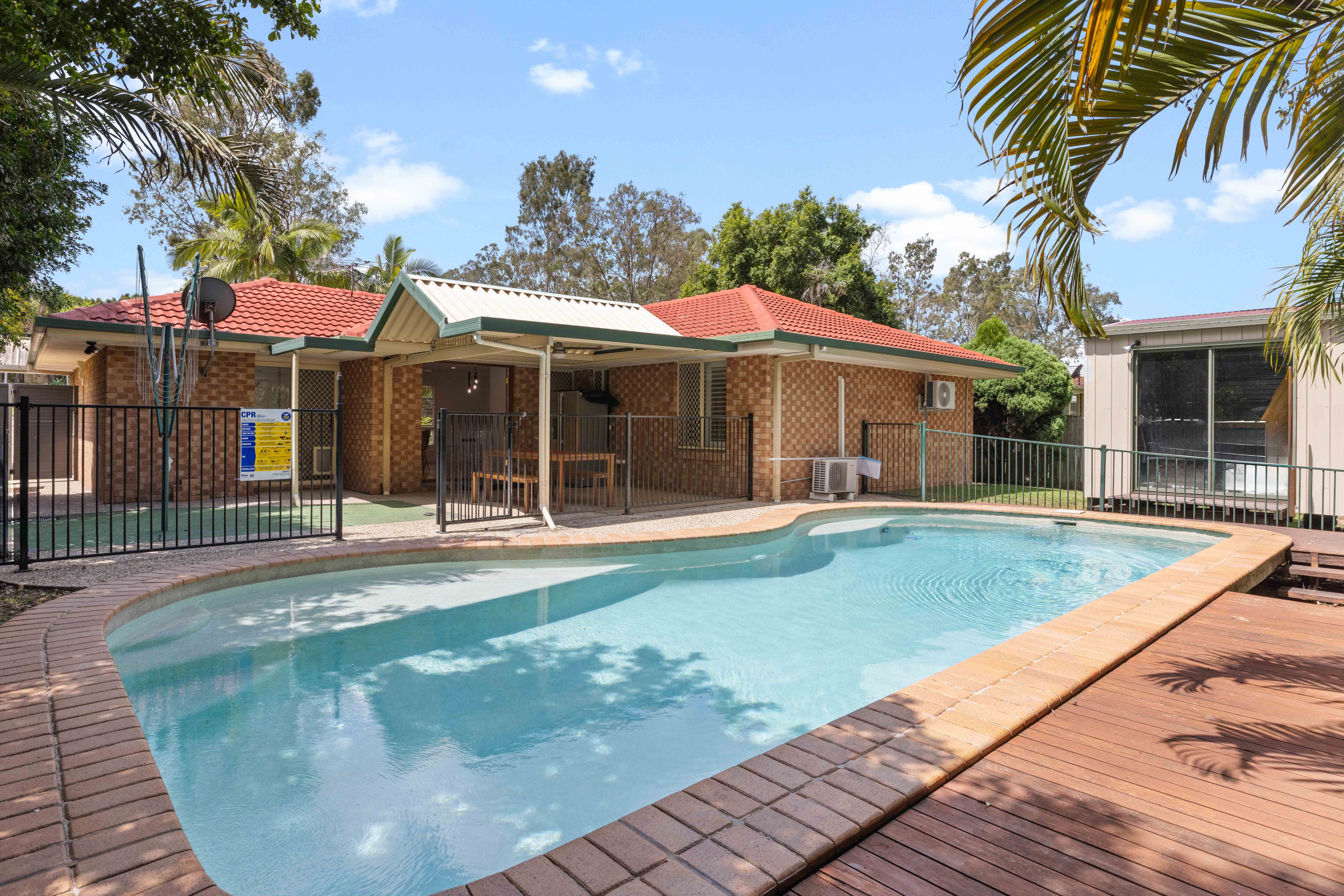 48 Tewantin Way, Forest Lake QLD 4078