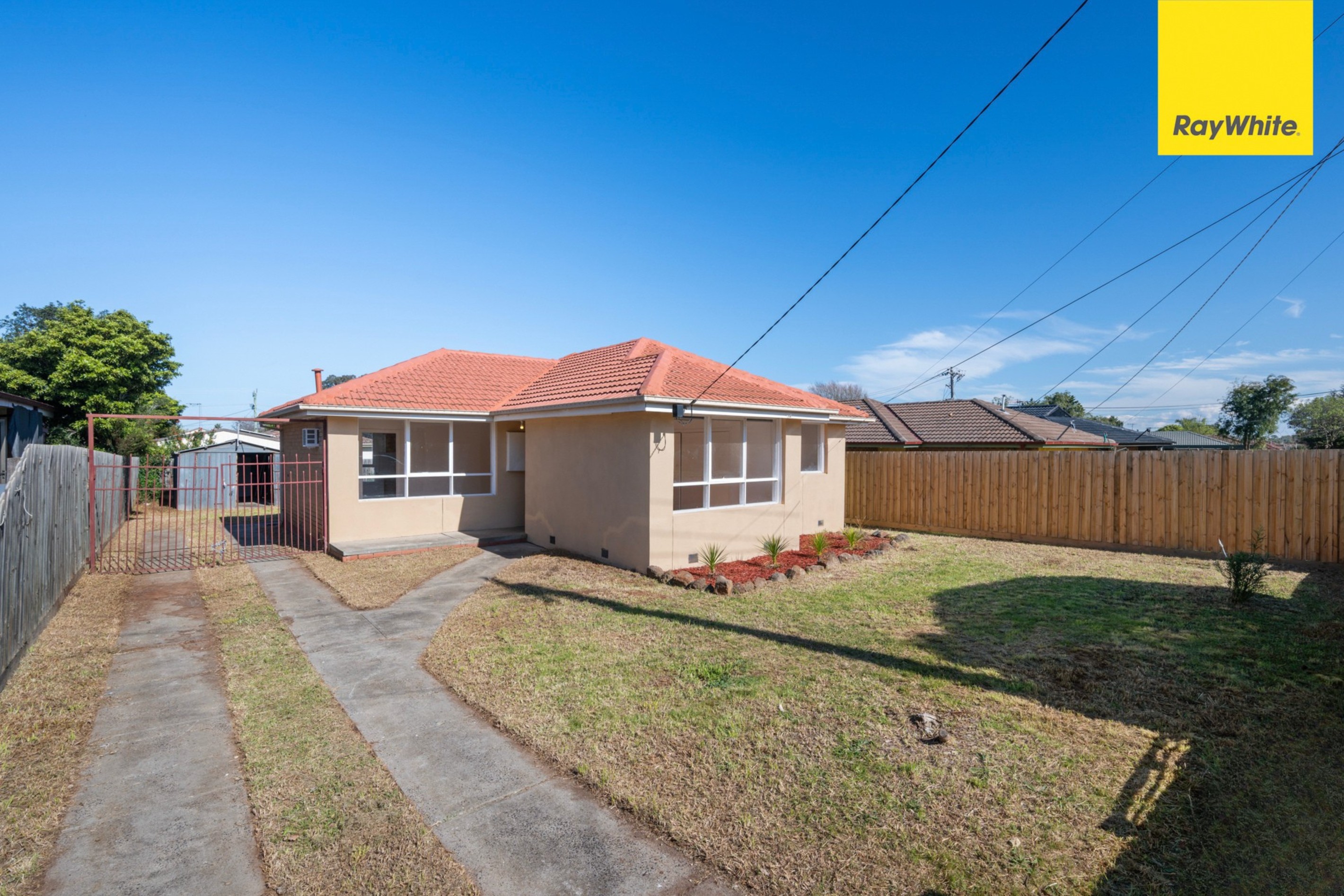 25 Falcon Drive, Melton, VIC 3337