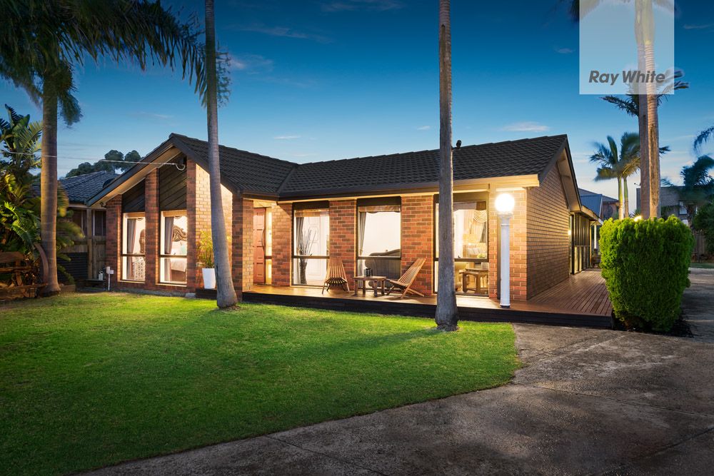 8 Moore Avenue, Clayton South, VIC 3169