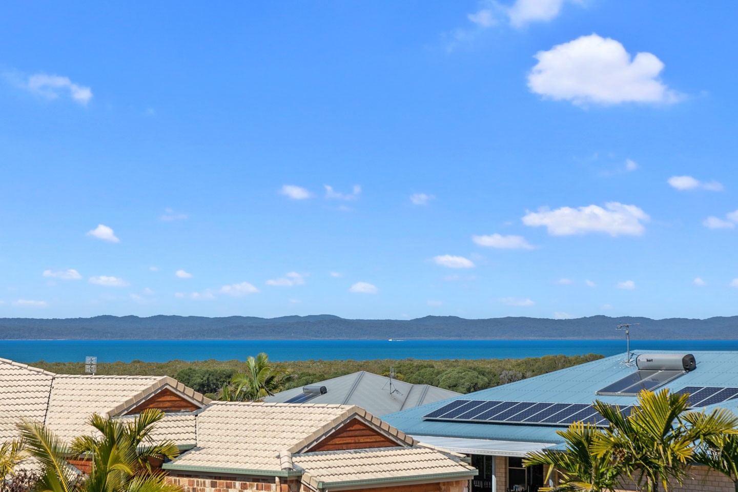 28 Woongoolbver Court, River Heads, QLD 4655