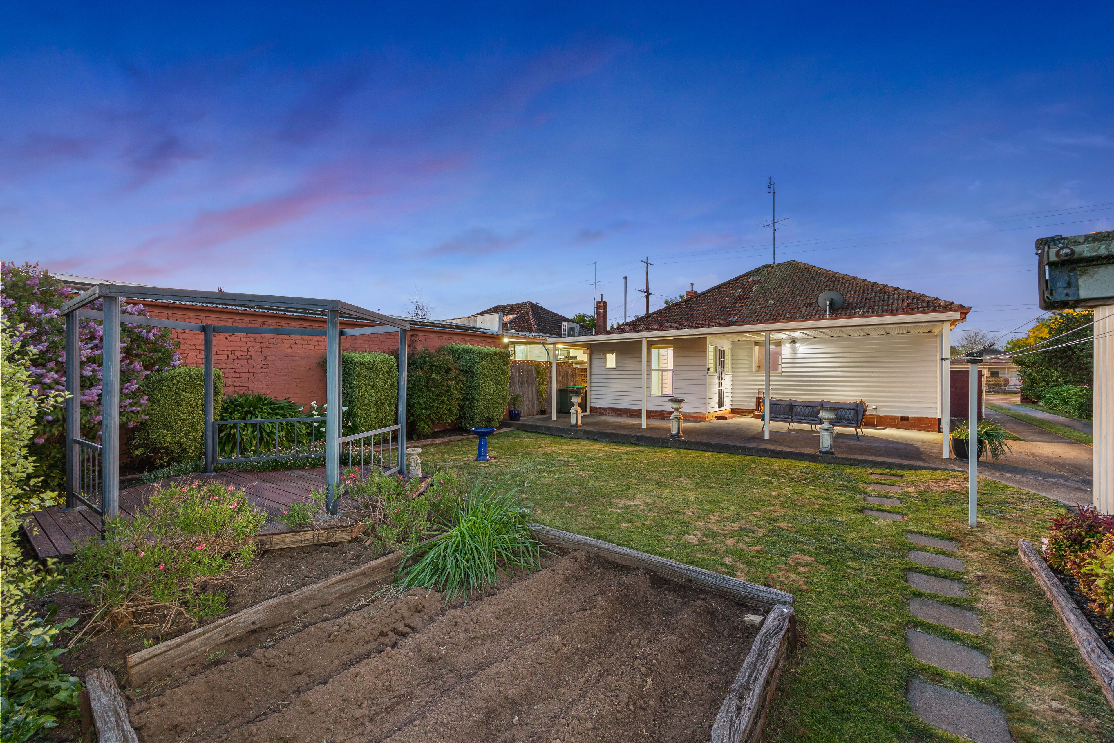 705 La Trobe Street — photo 19 of 27