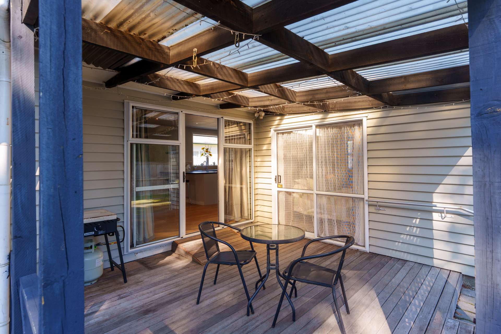 16 Woodend Road photo 14