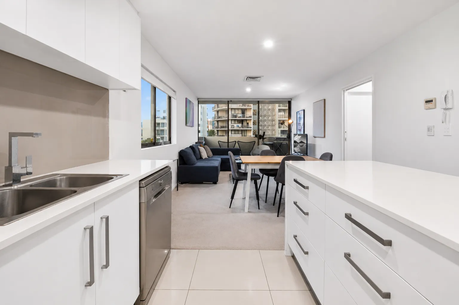14/21 Manning Street, Milton