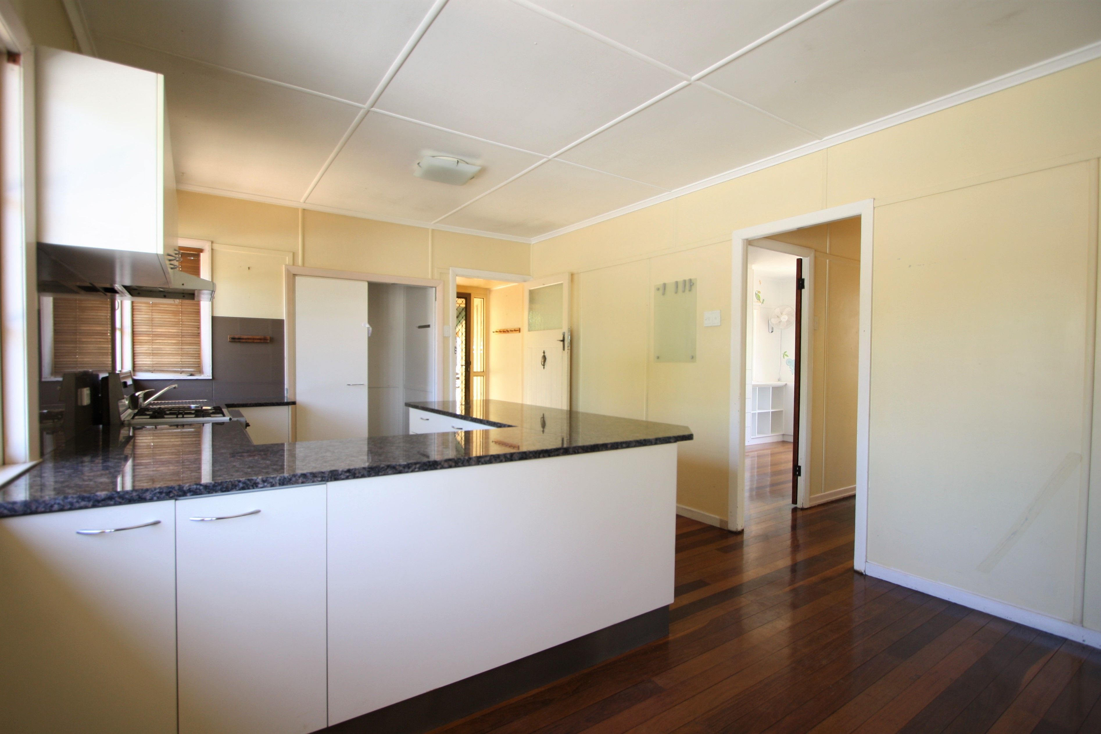 6 Diamond Street, Holland Park, QLD 4121