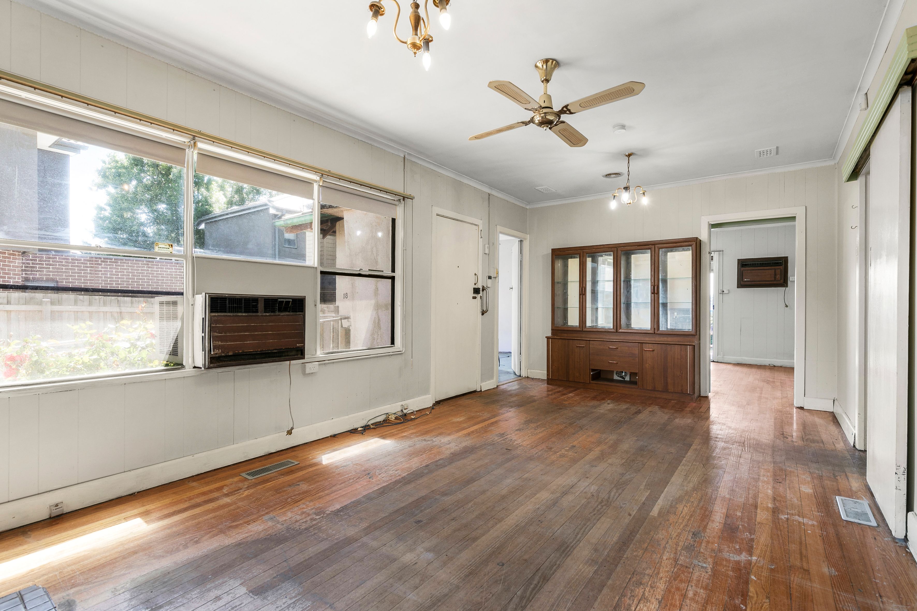 18 Housden Street — photo 4 of 20