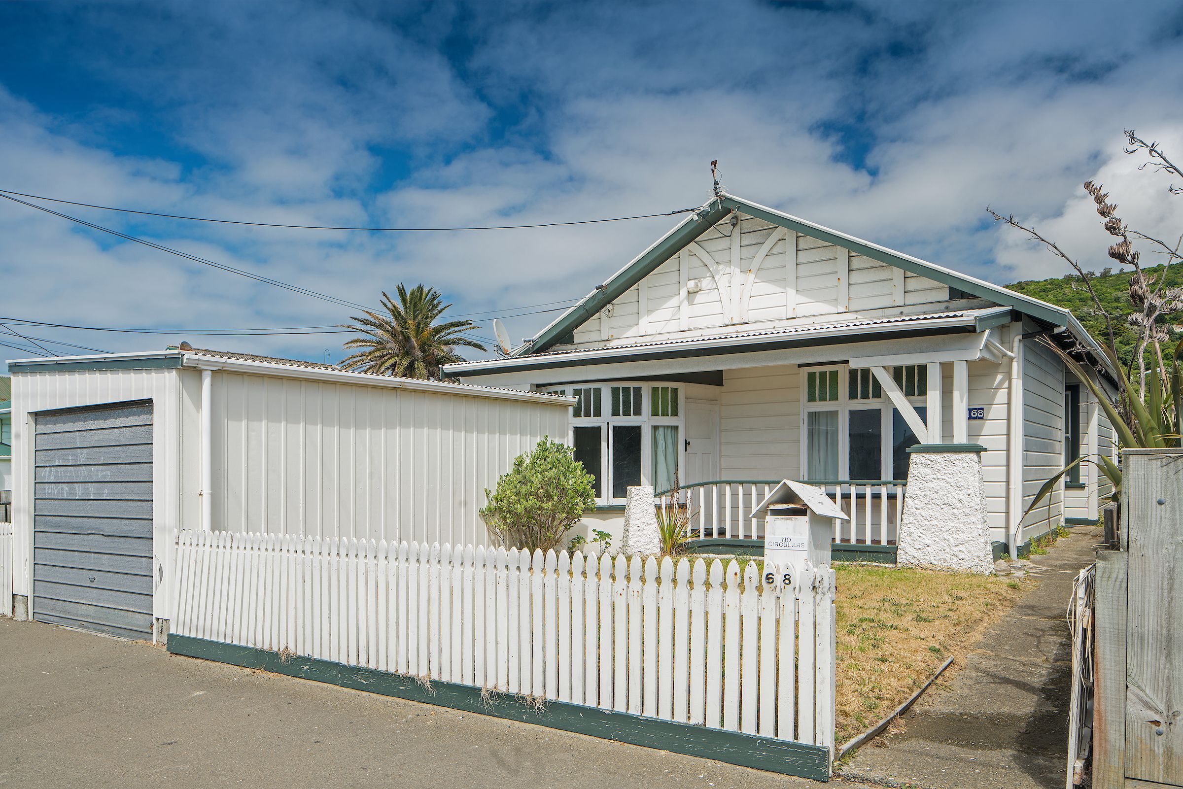 168 Onepu Road, Lyall Bay, Wellington City