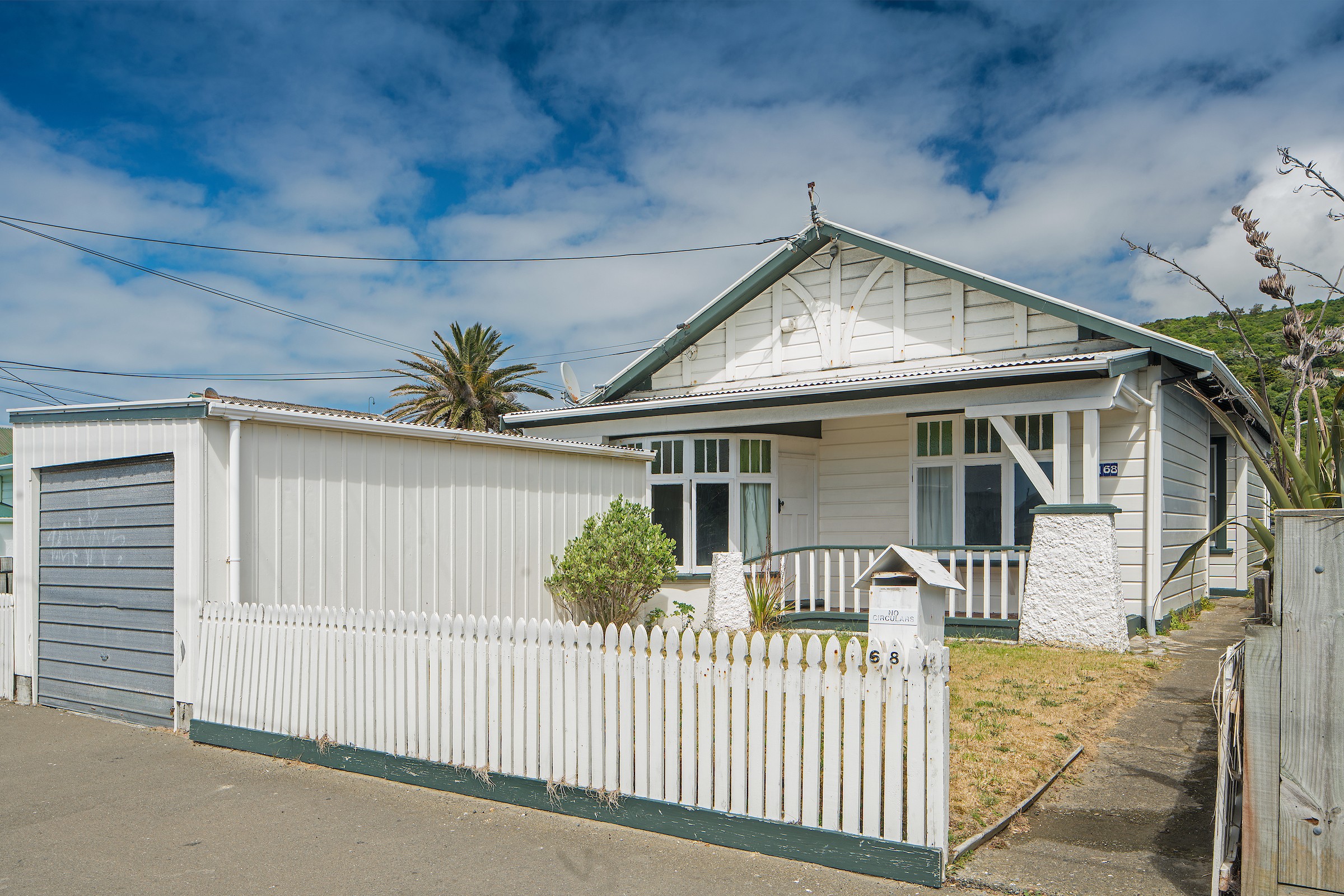 168 Onepu Road, Lyall Bay, Wellington City