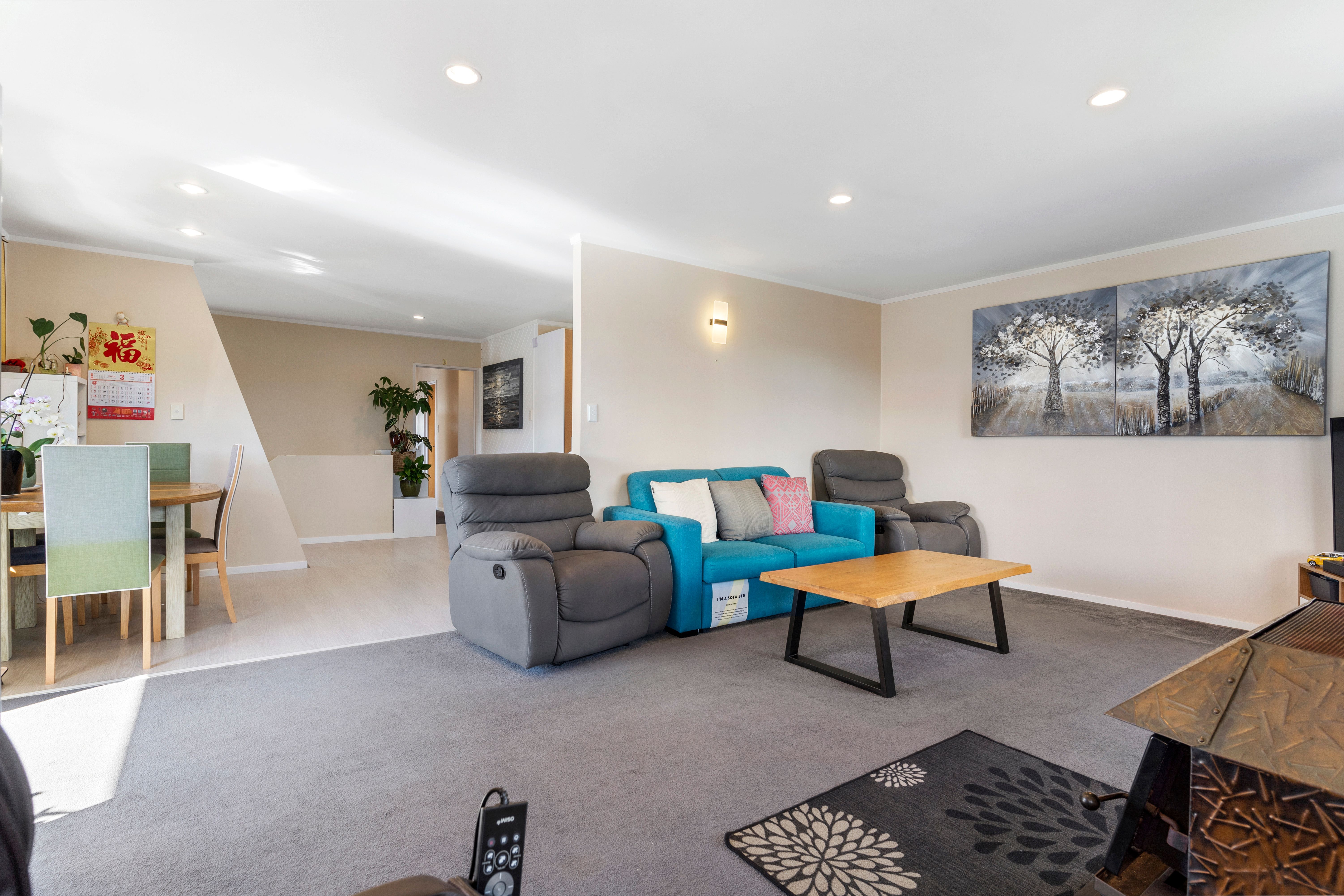 17 Hale Crescent, Bayview, North Shore City