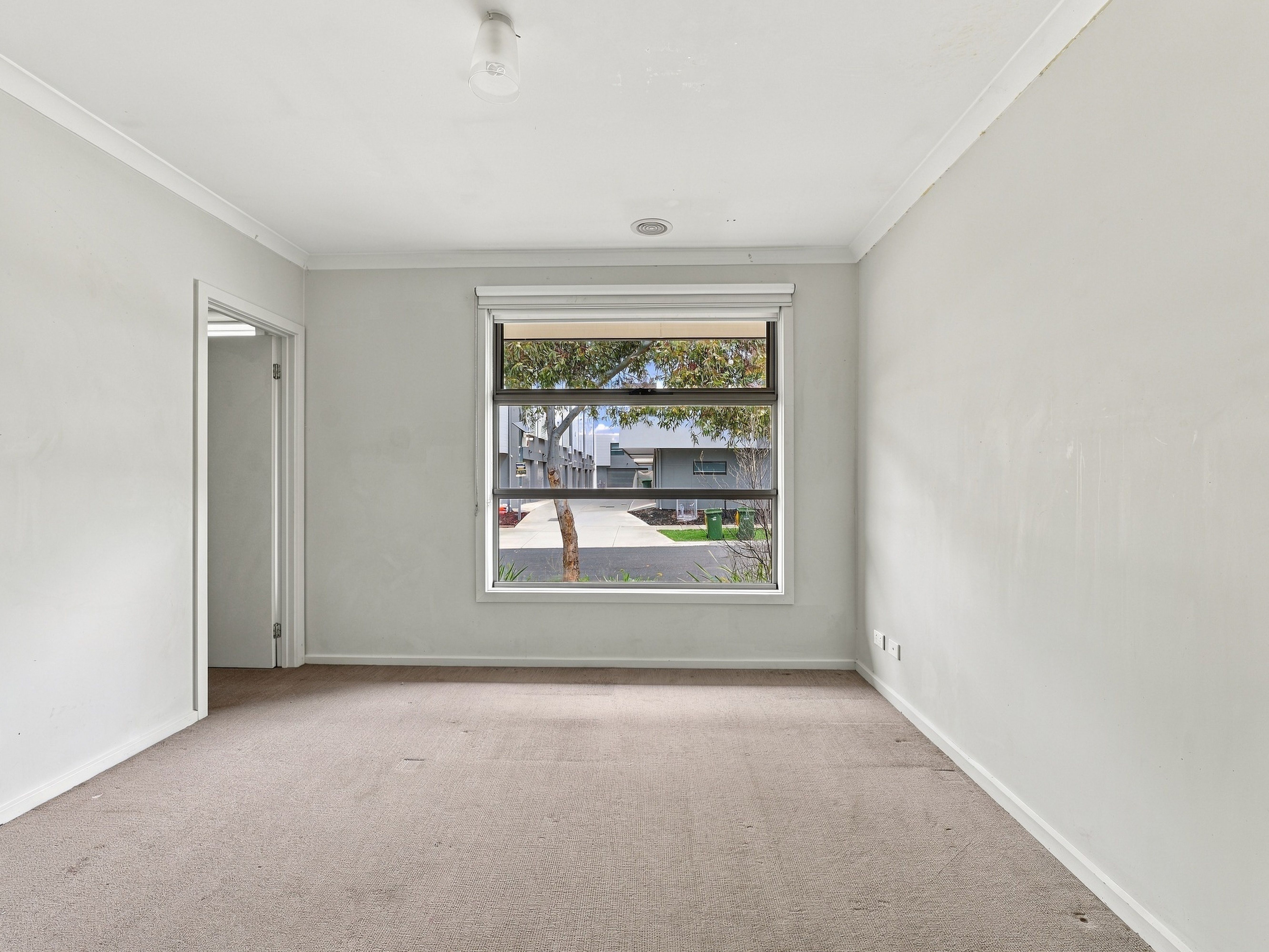 35 Allunga Way — photo 8 of 21