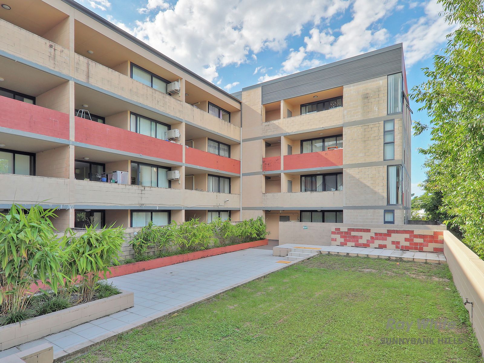 25 Blackwood Road, Logan Central QLD 4114