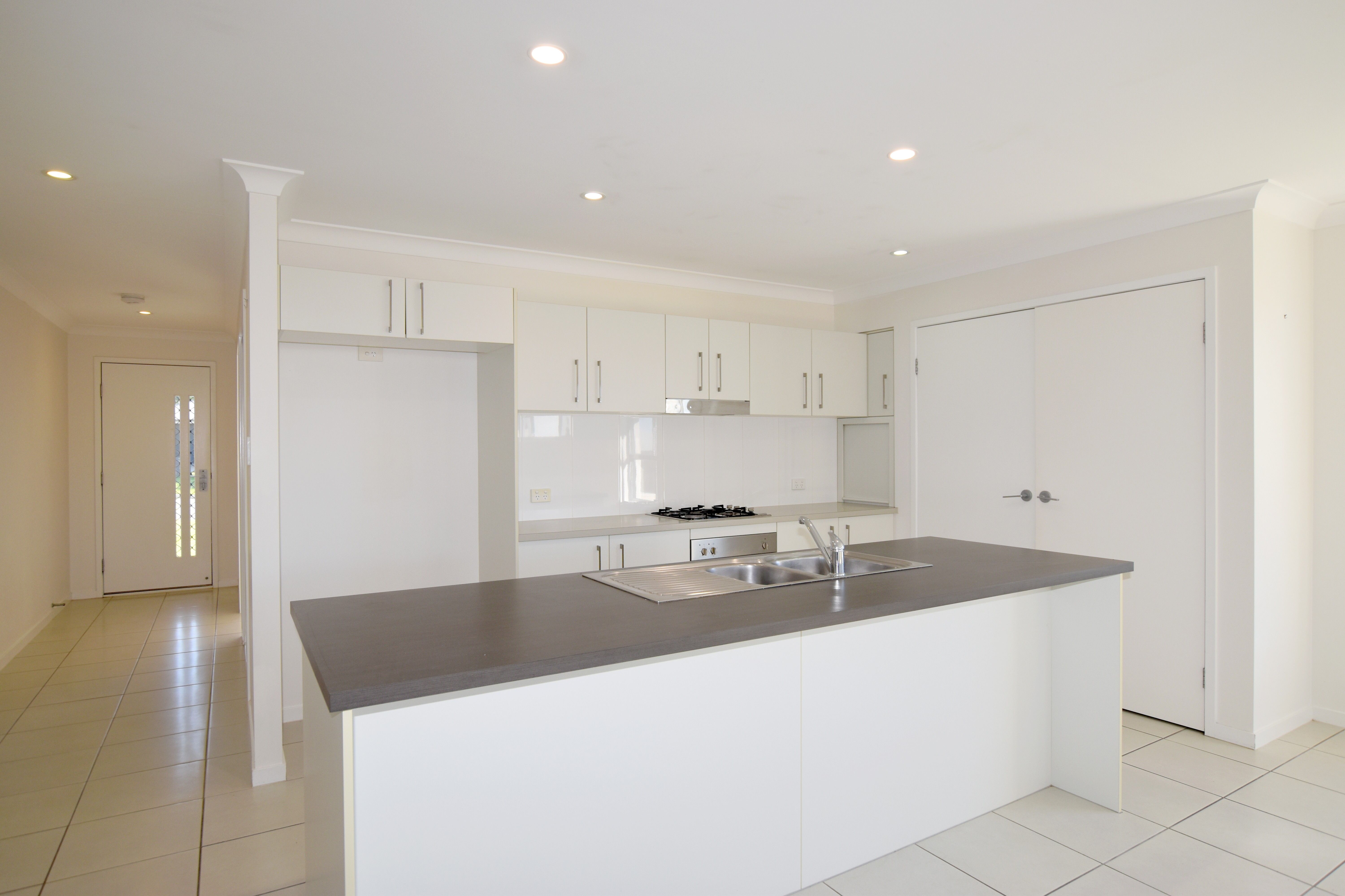 15 Wentworth Place, Glen Eden, QLD 4680