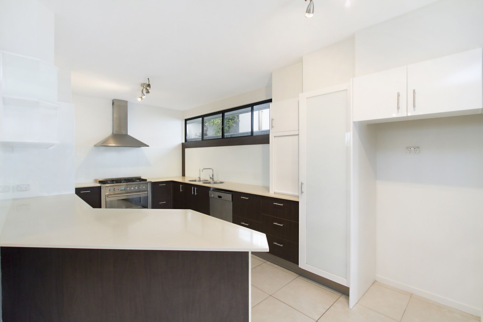 18 Ventura Road, Mermaid Beach, QLD 4218
