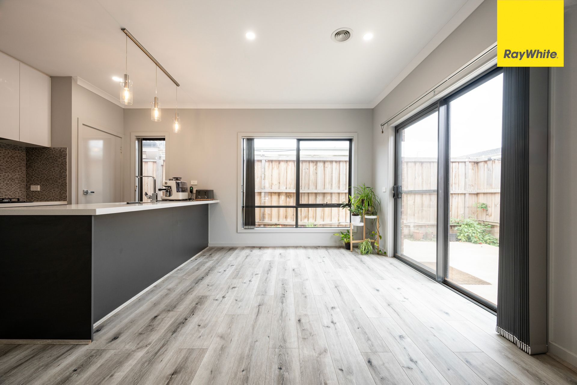 17 Neville Street — photo 13 of 20