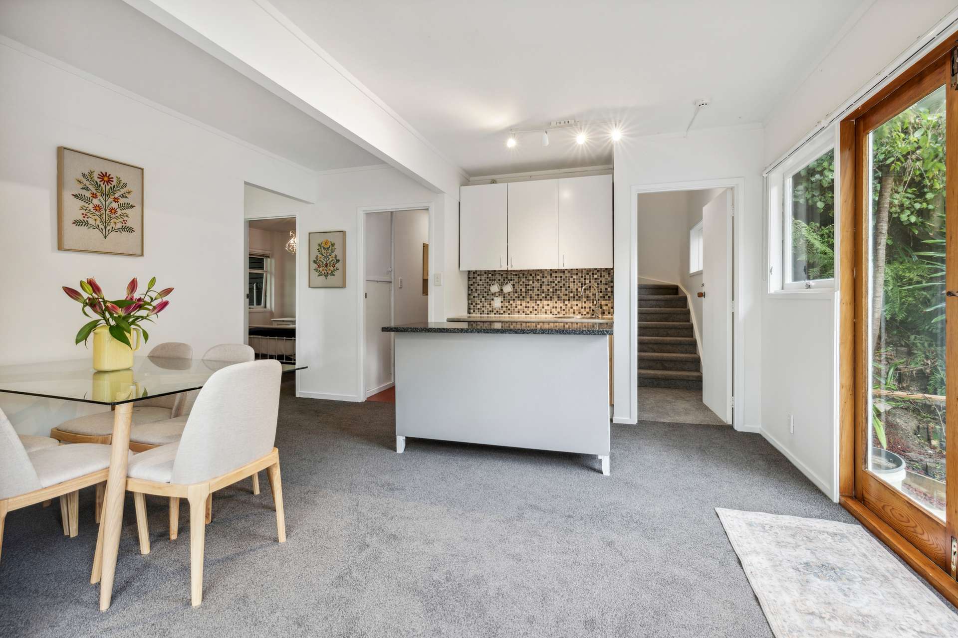16 Colmar Road photo 25