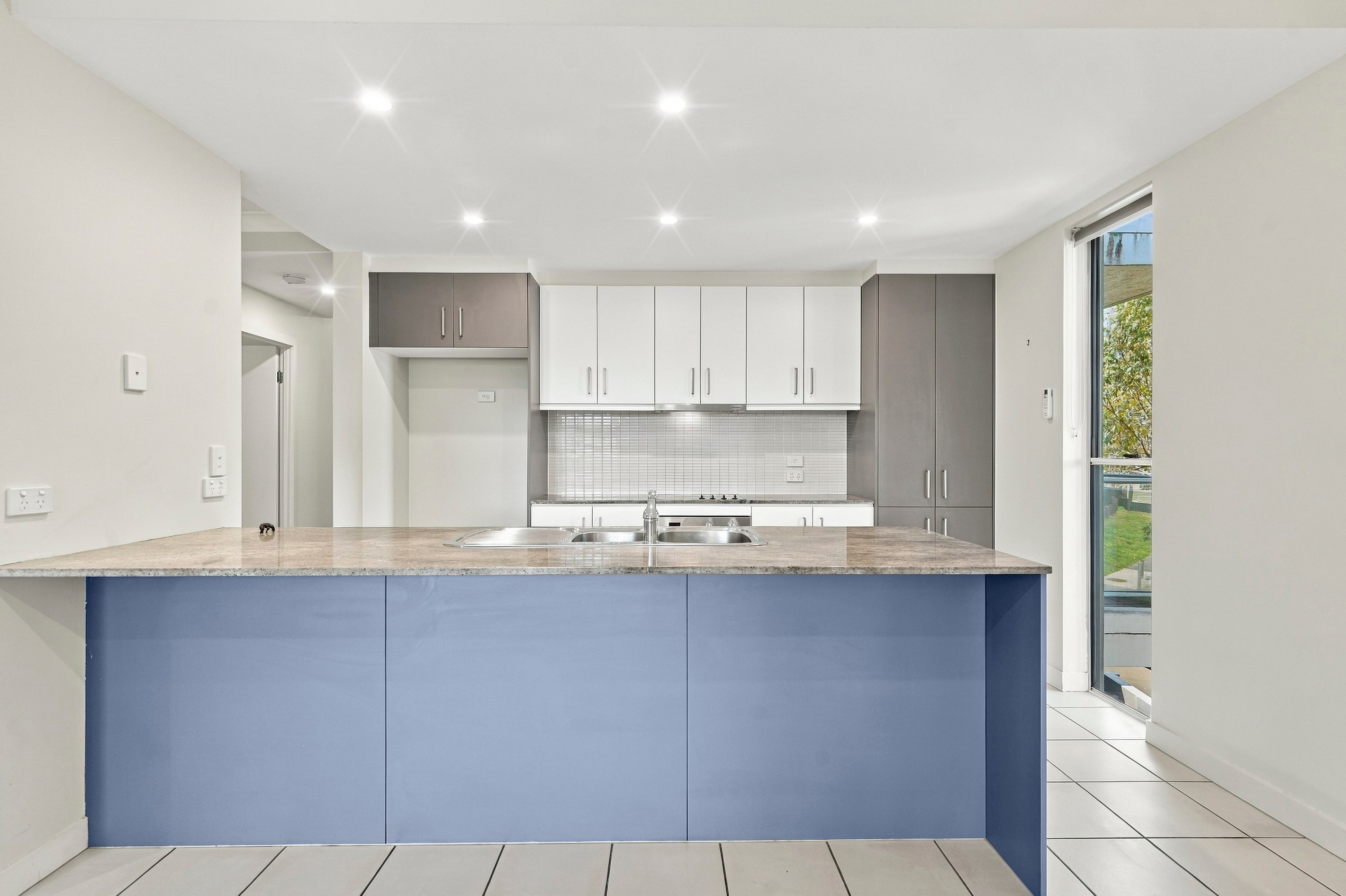 14/10 Valbonne Avenue, Varsity Lakes, QLD 4227