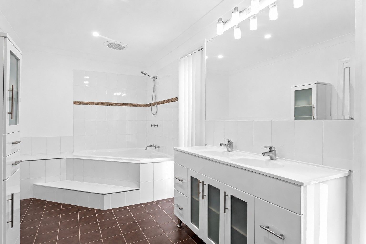13 Wollongong Street — photo 7 of 15
