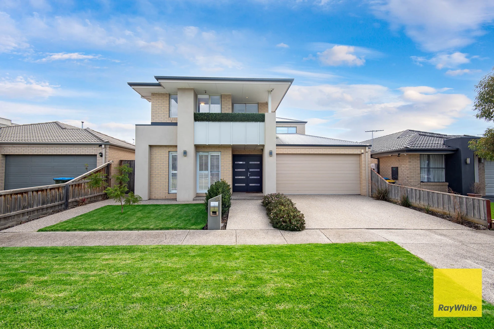 33 Millpond Drive, Point Cook, VIC 3030
