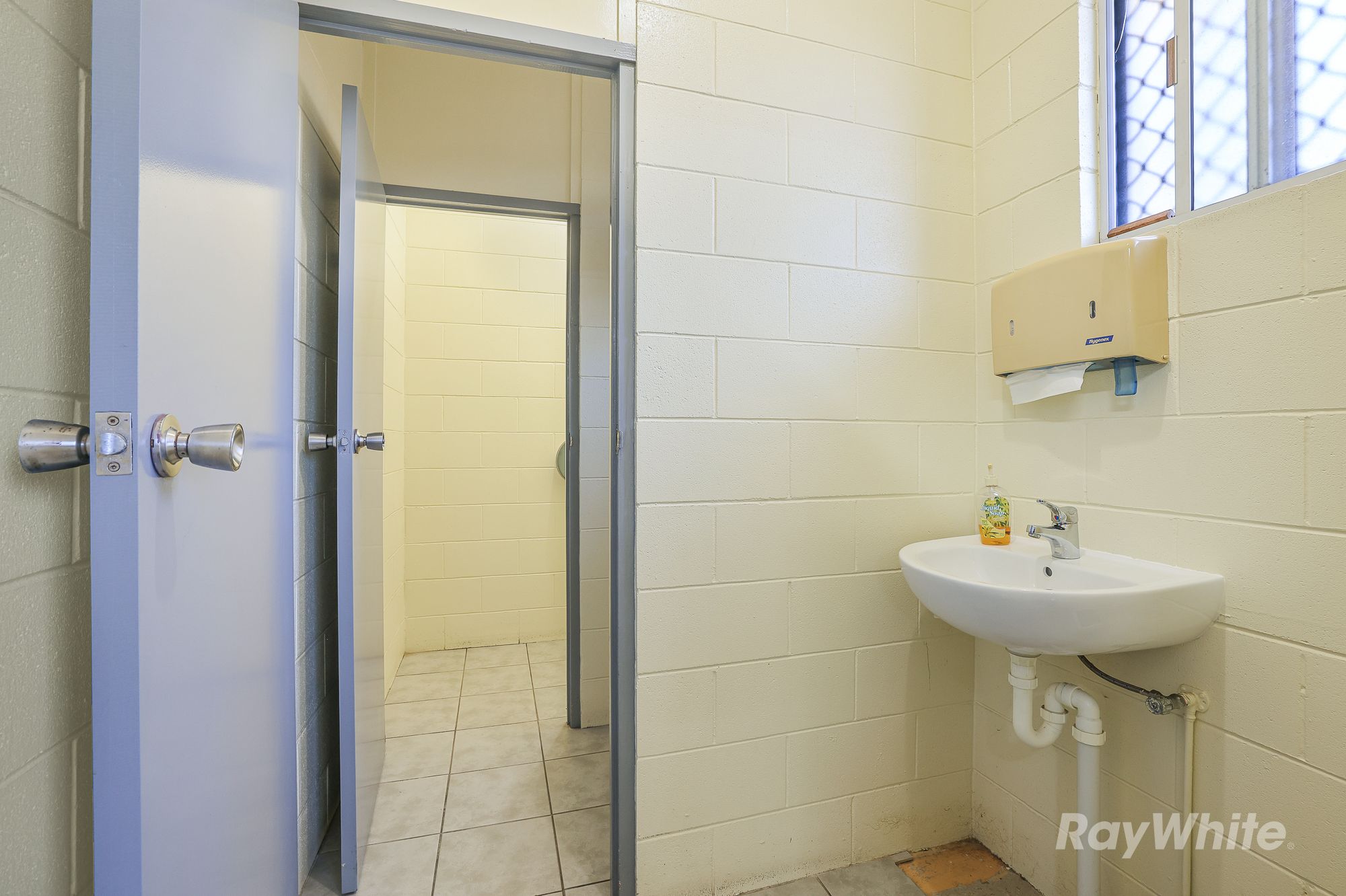 89 Targo Street — photo 17 of 18