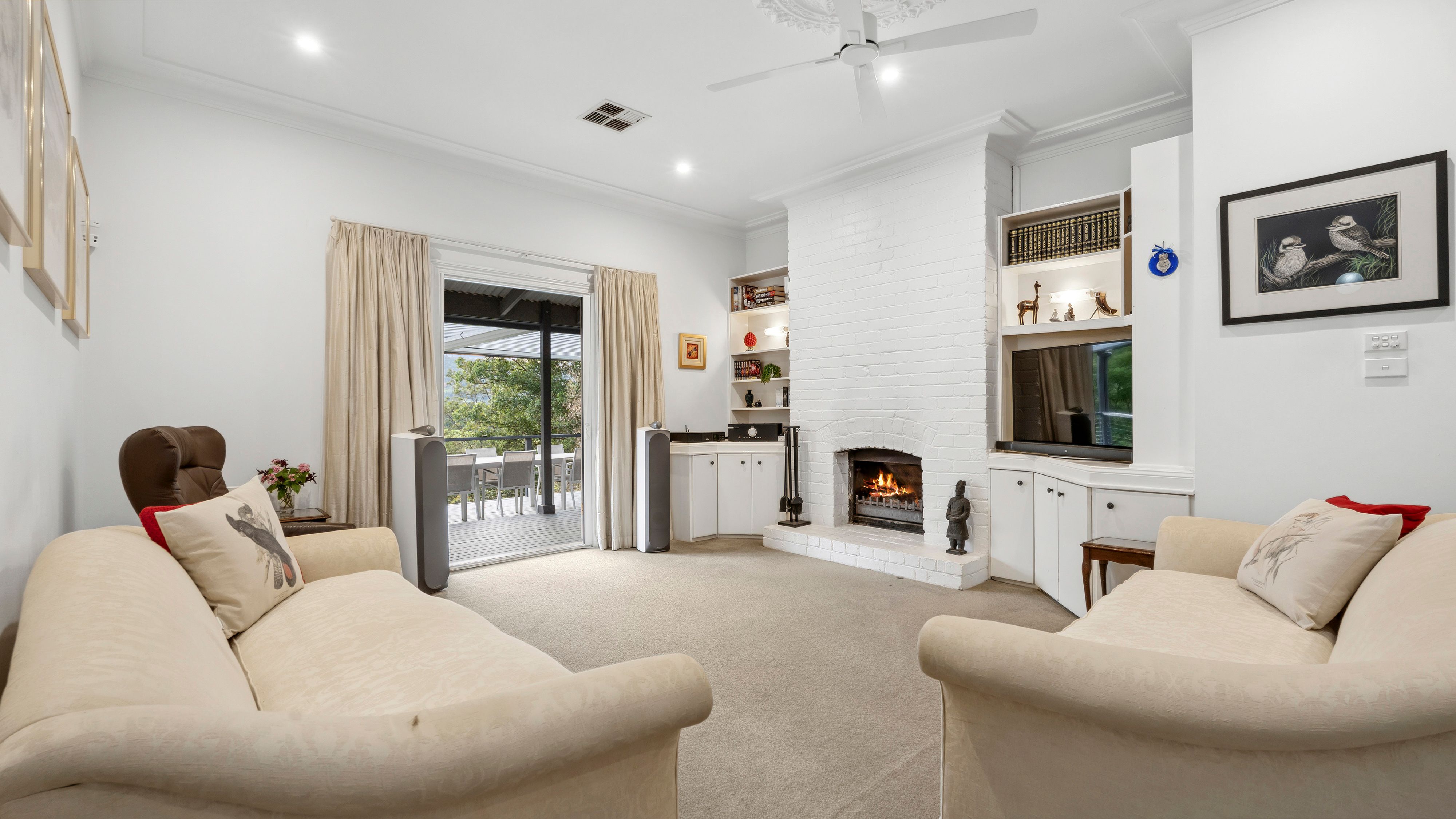 933 Grose Vale Road — photo 9 of 30