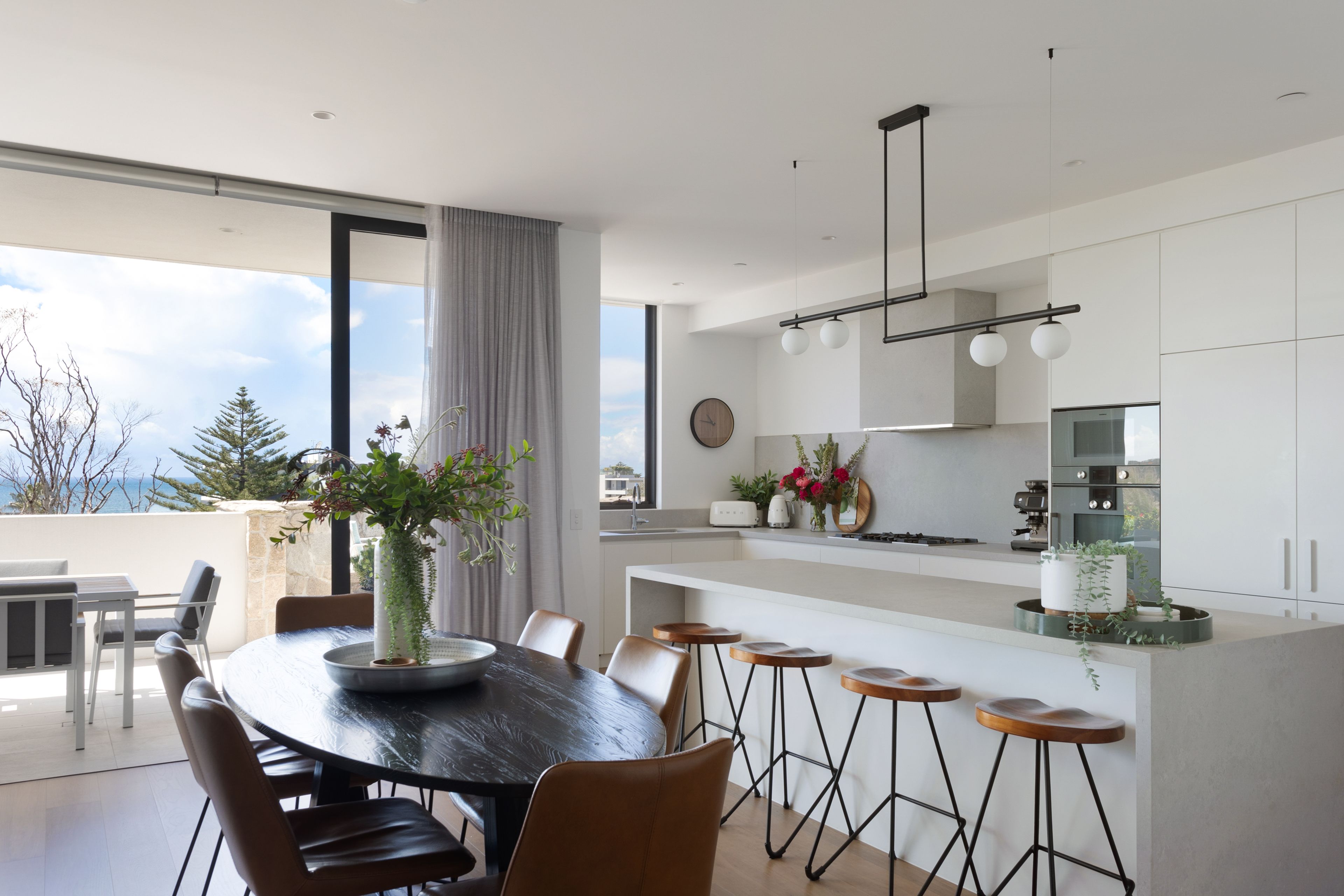 401/45 Parramatta Street — photo 4 of 16