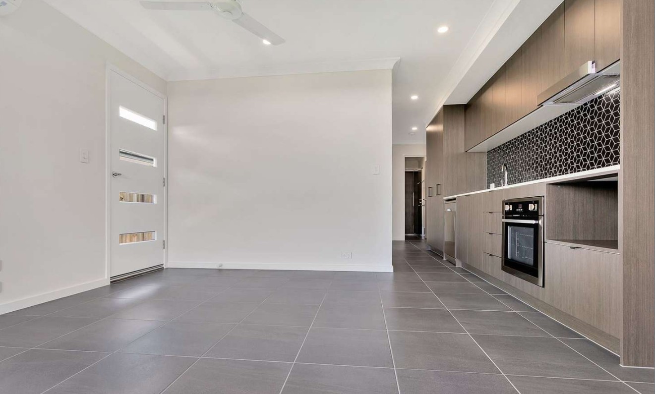 2/177 Morris Road, Rothwell, QLD 4022