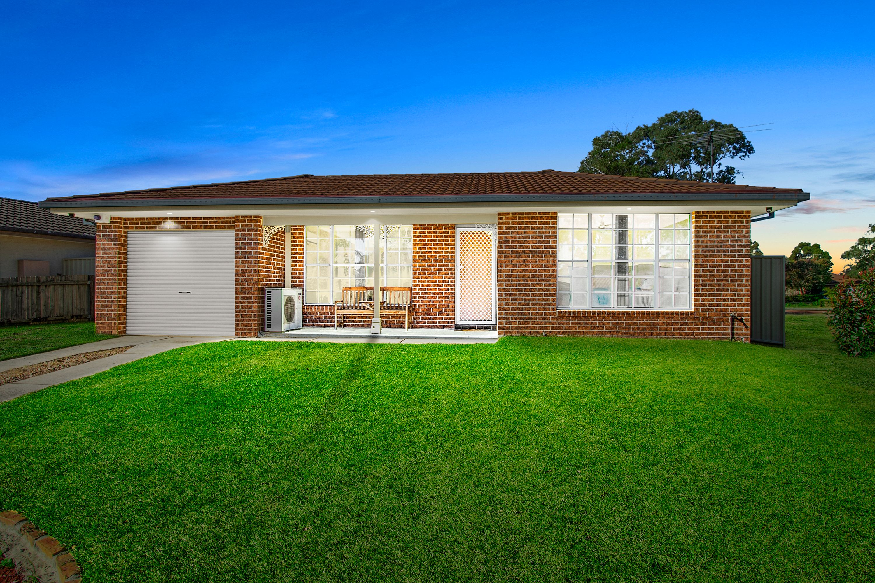 6 Crosswater Boulevard