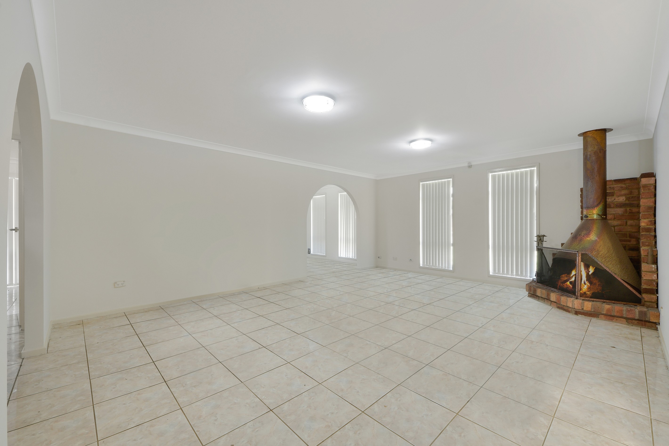 19 Guernsey Avenue, Minto, NSW 2566