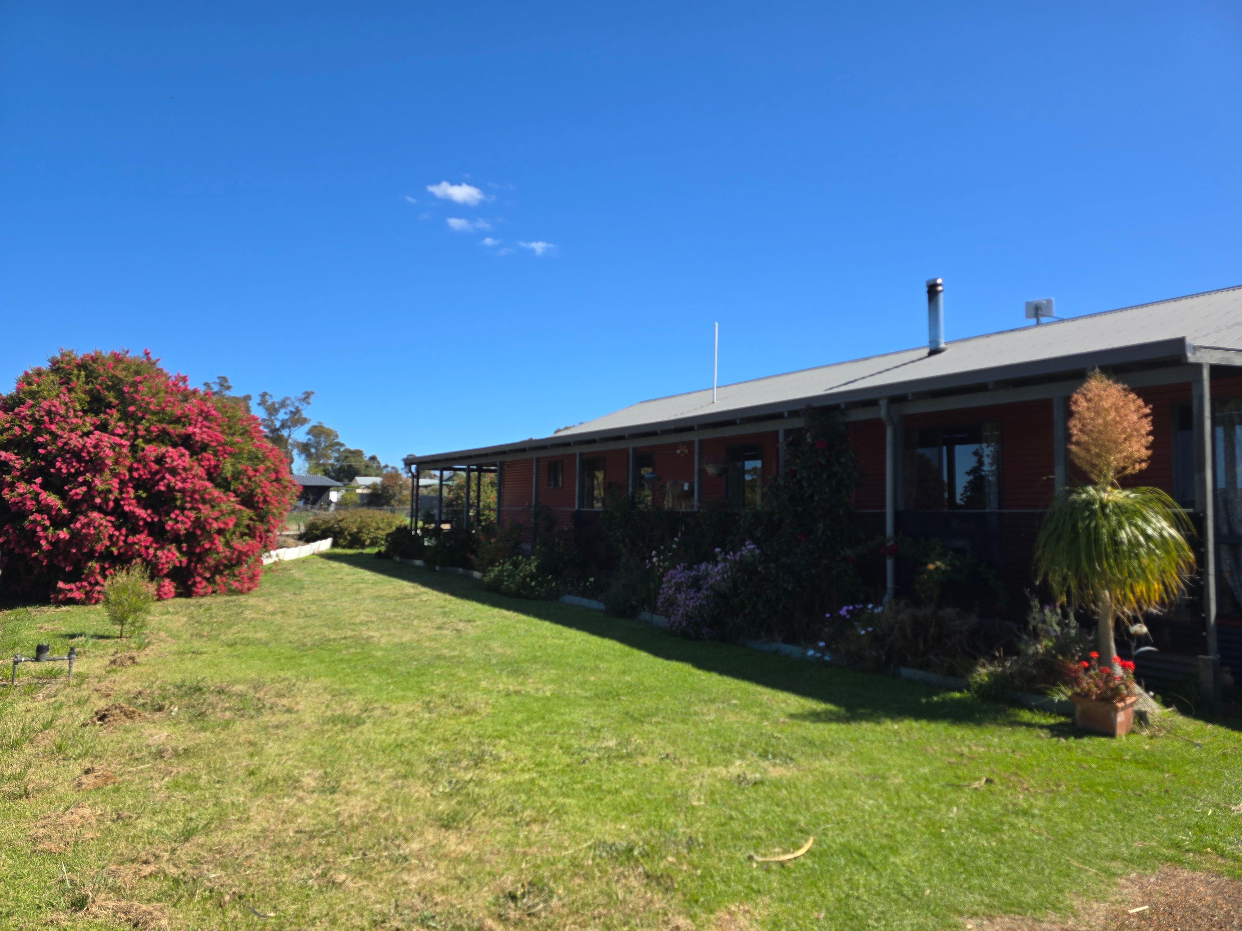 13 Boronia View — photo from Ray White Crofts & Associates