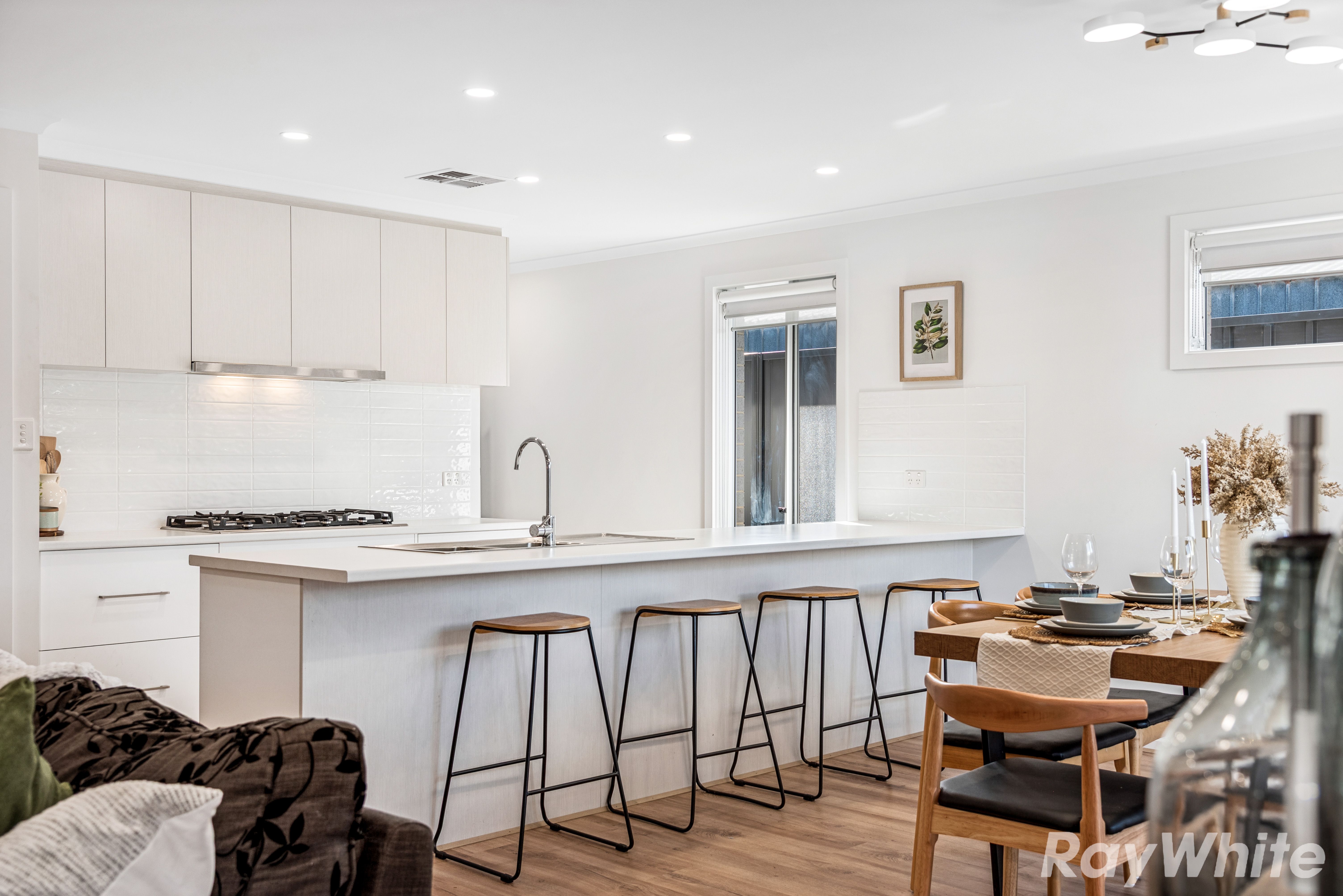 10 Hastings Street — photo 10 of 30