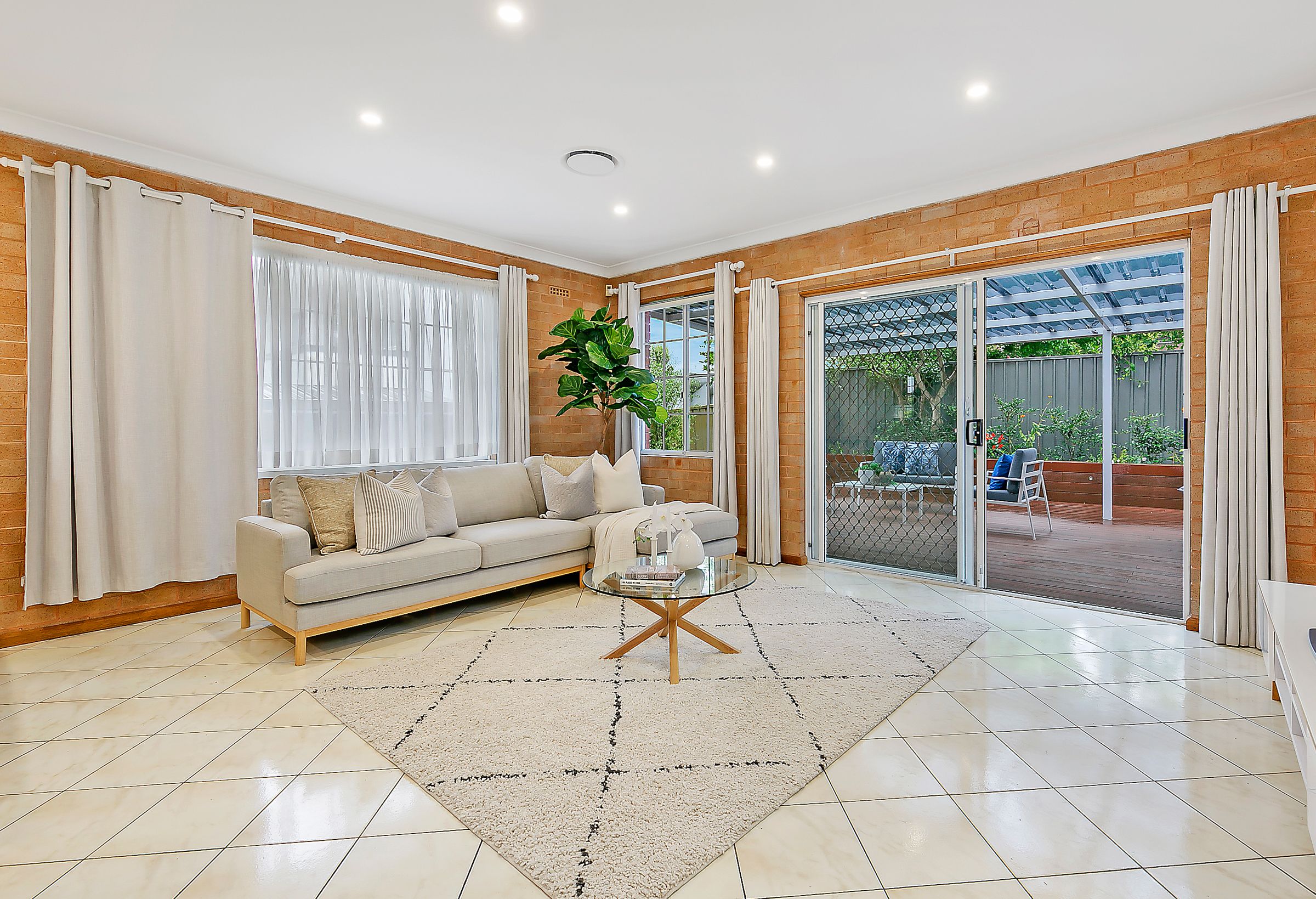 2 Cressfield Avenue, Carlingford NSW 2118