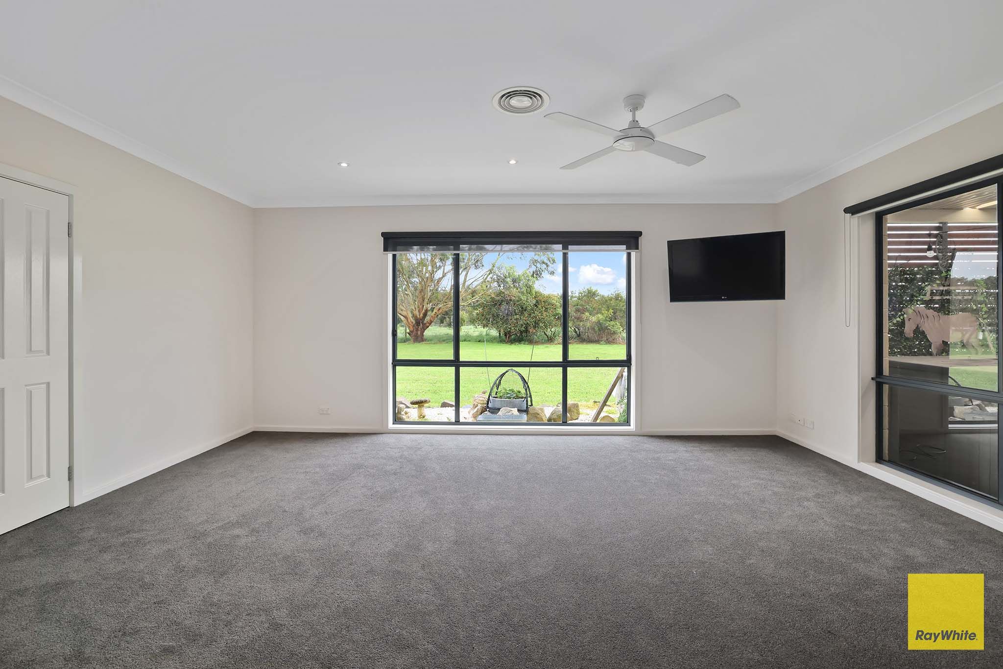 46 Cornwalls Road — photo 6 of 25