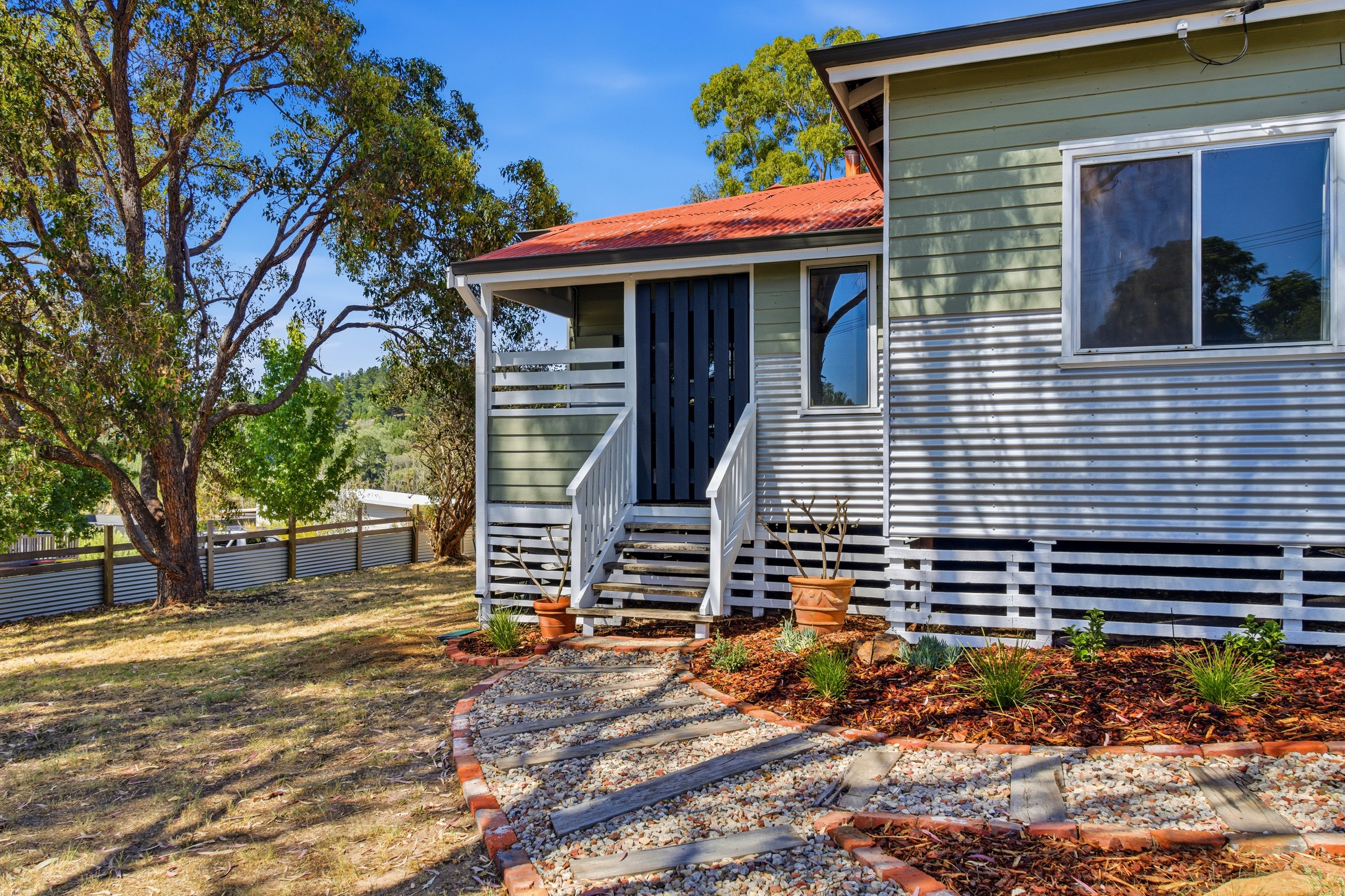 19 Dunnet Road, Nannup, WA 6275