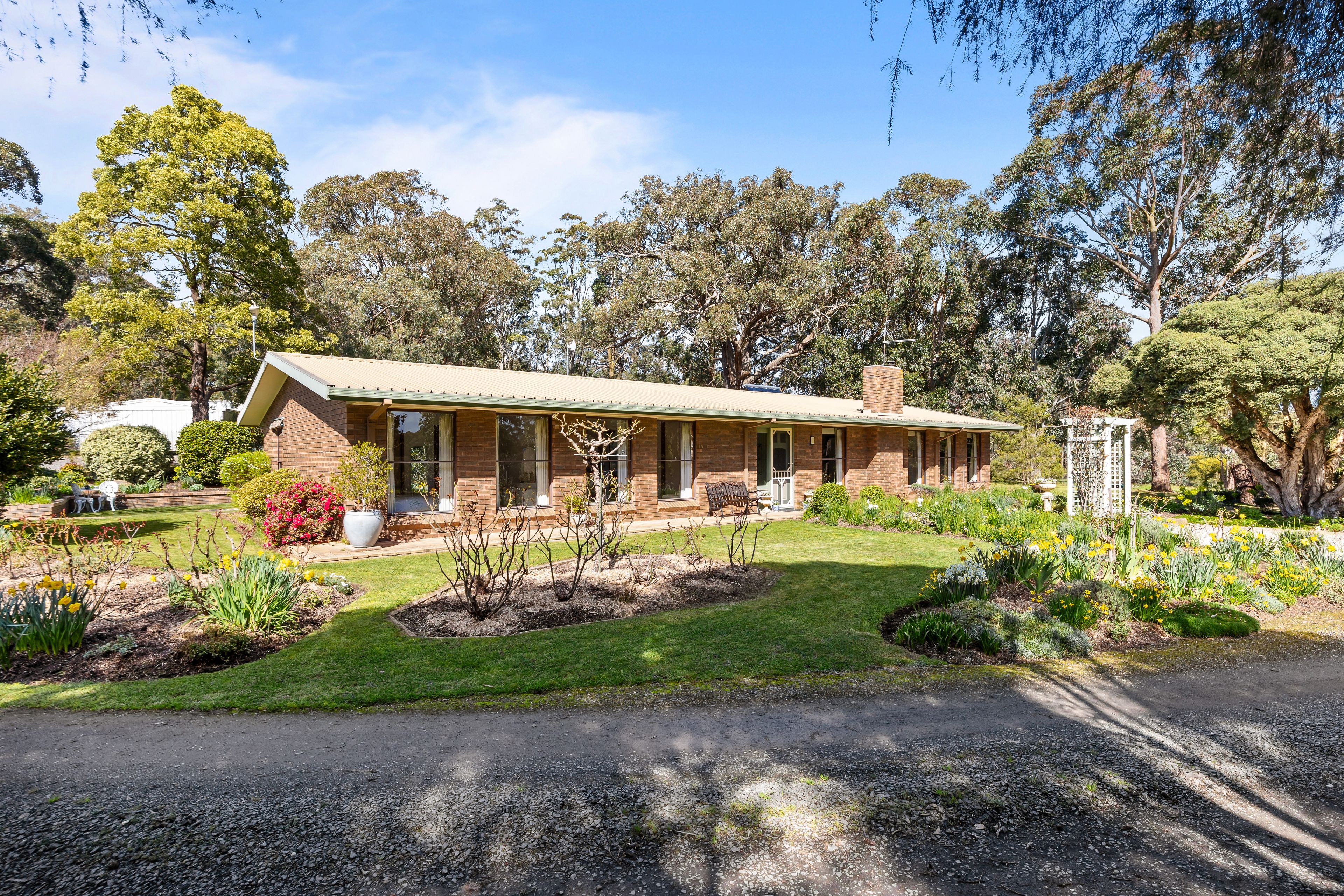 41 Jollys Hill Road — photo from Ray White Ballarat