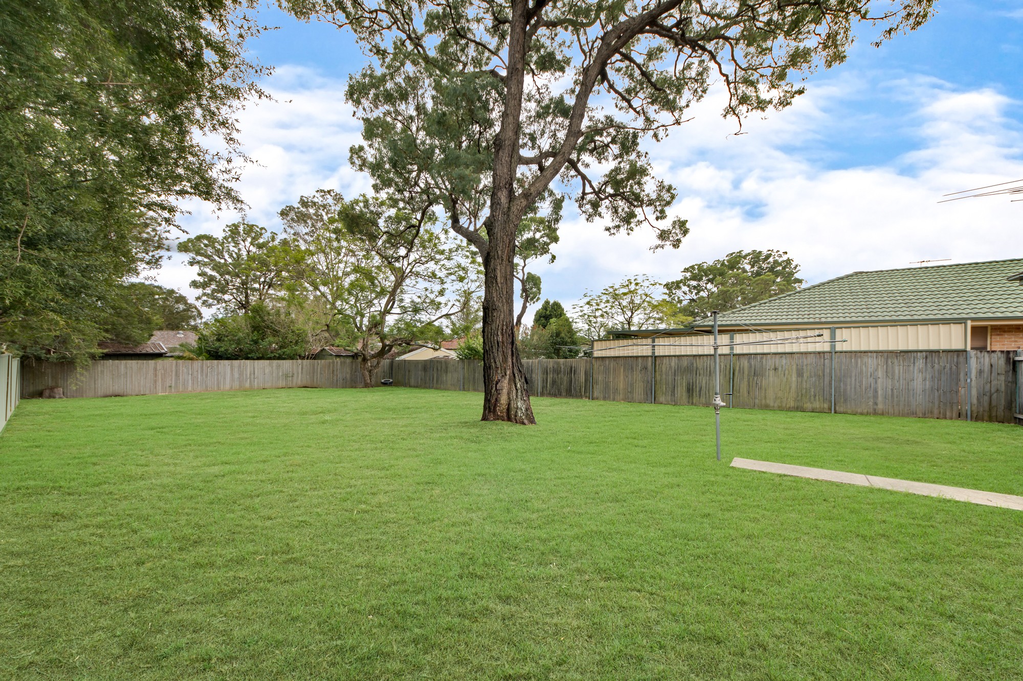 13 Cumberland Road, Ingleburn, NSW 2565