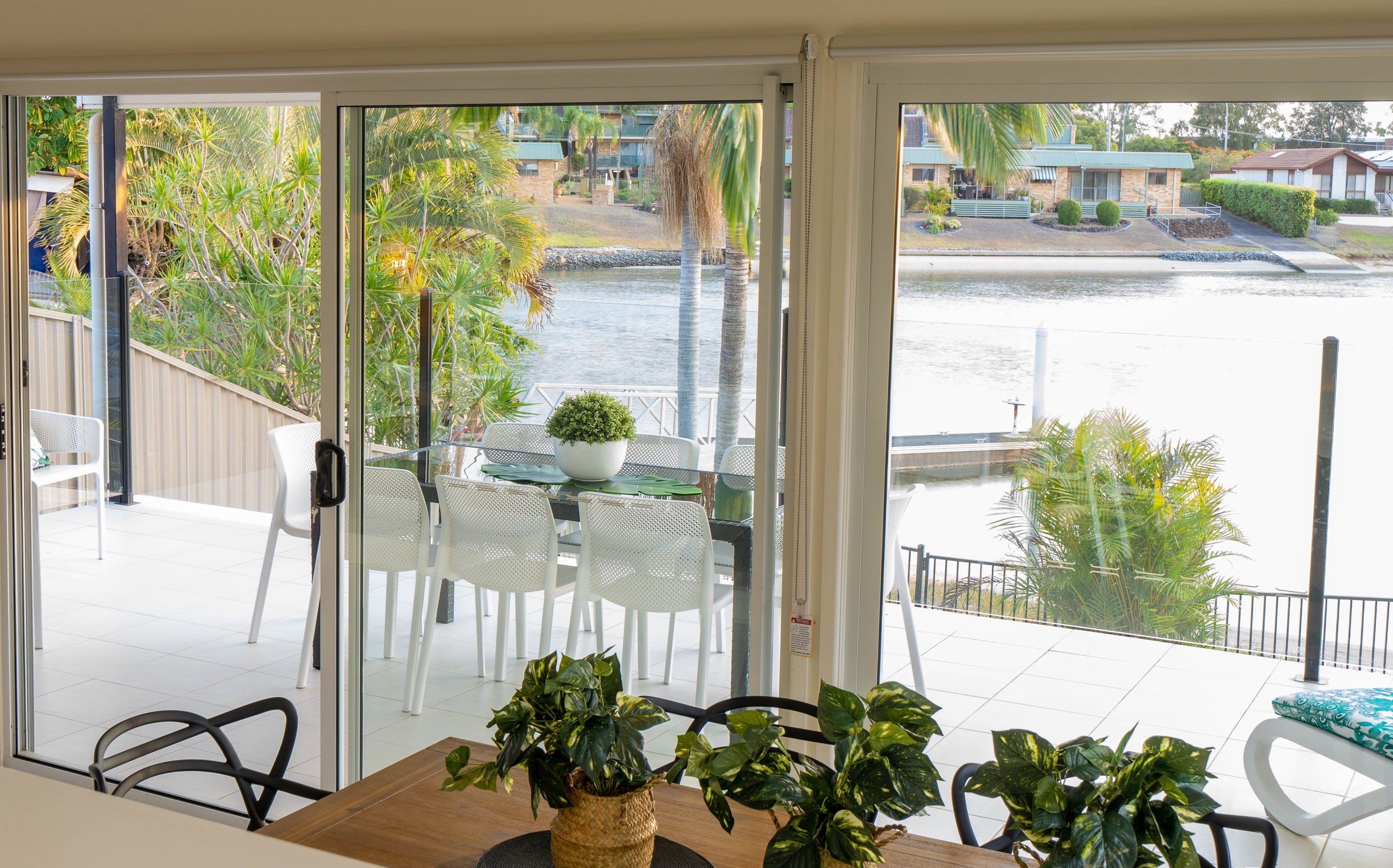 2 Helen Court, Broadbeach Waters, QLD 4218