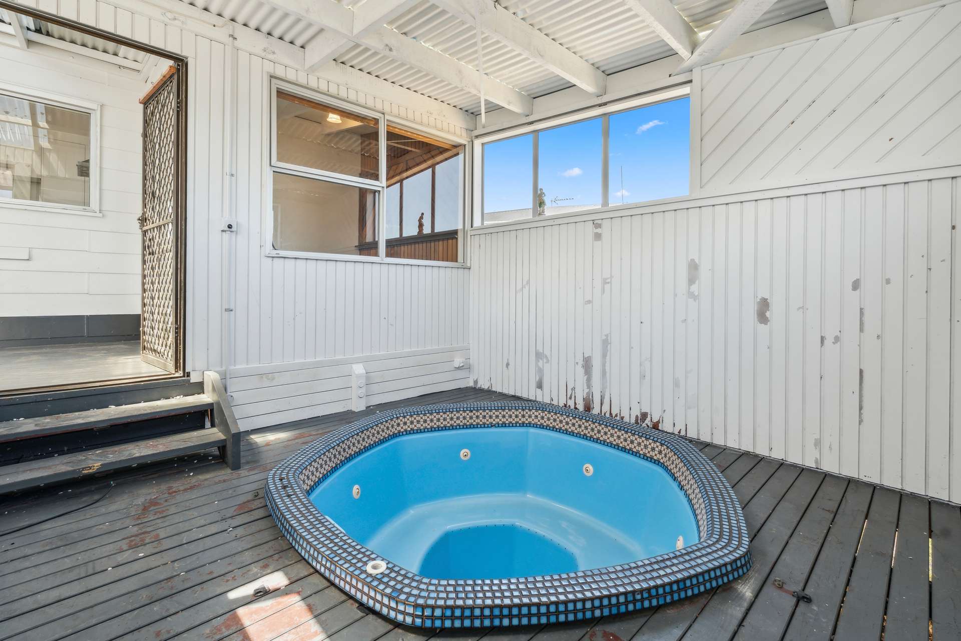 35 Fairlight Place photo 9