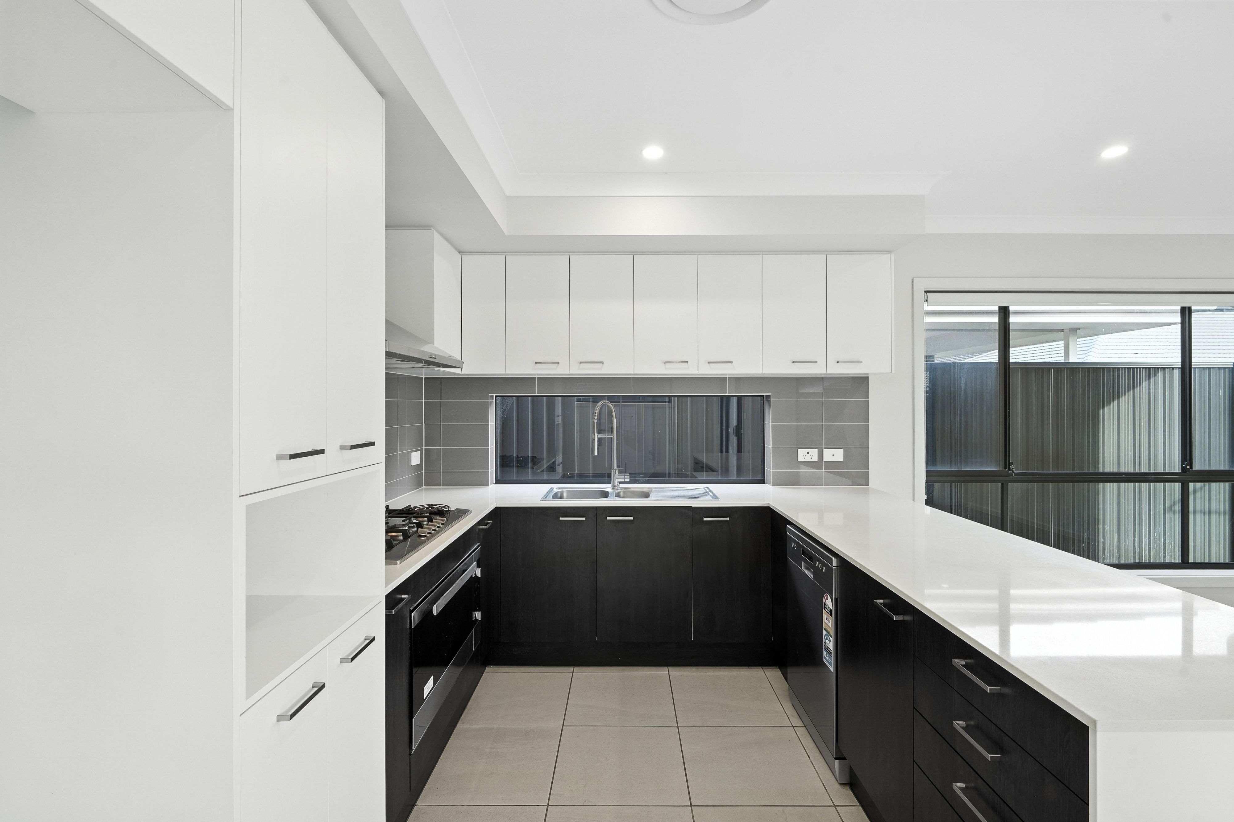 43 Brodie Street — photo 2 of 10