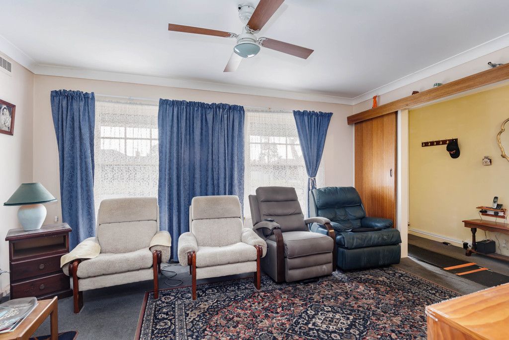 15 Harold Road — photo 4 of 20