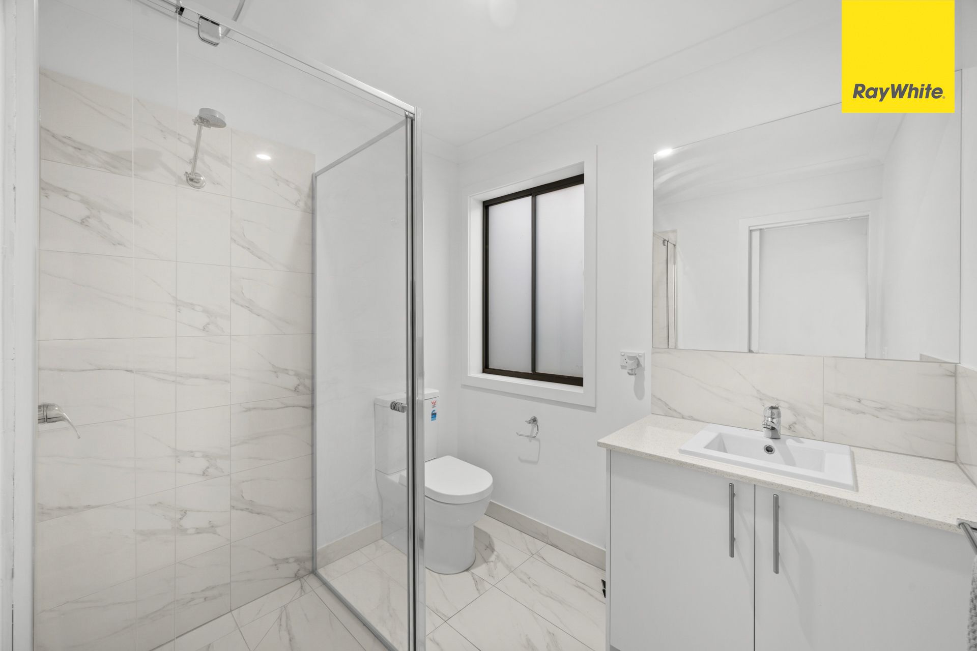 24 Valencia Street — photo 4 of 15