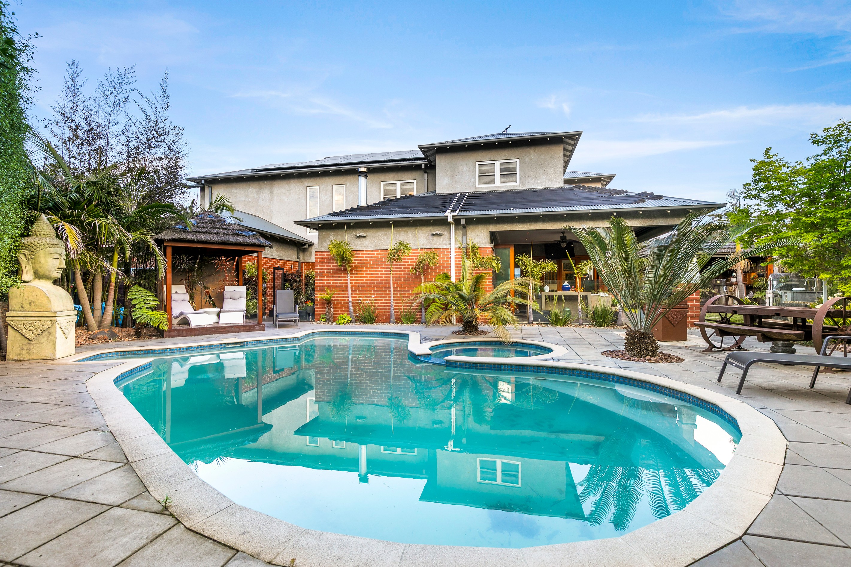 32 Serendip Crescent, Greenvale, VIC 3059